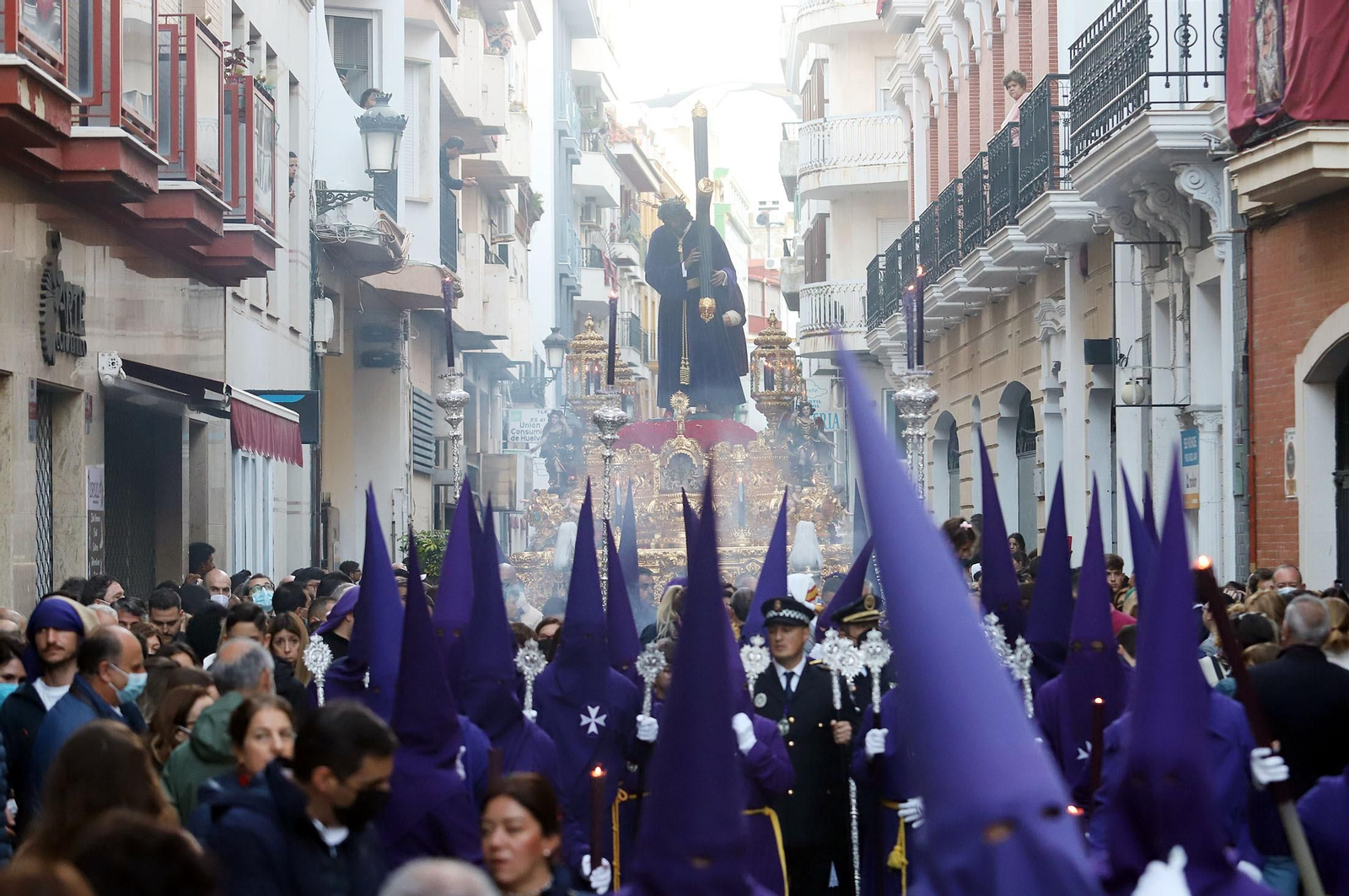 Imágenes del Nazareno en la madrugá de Huelva