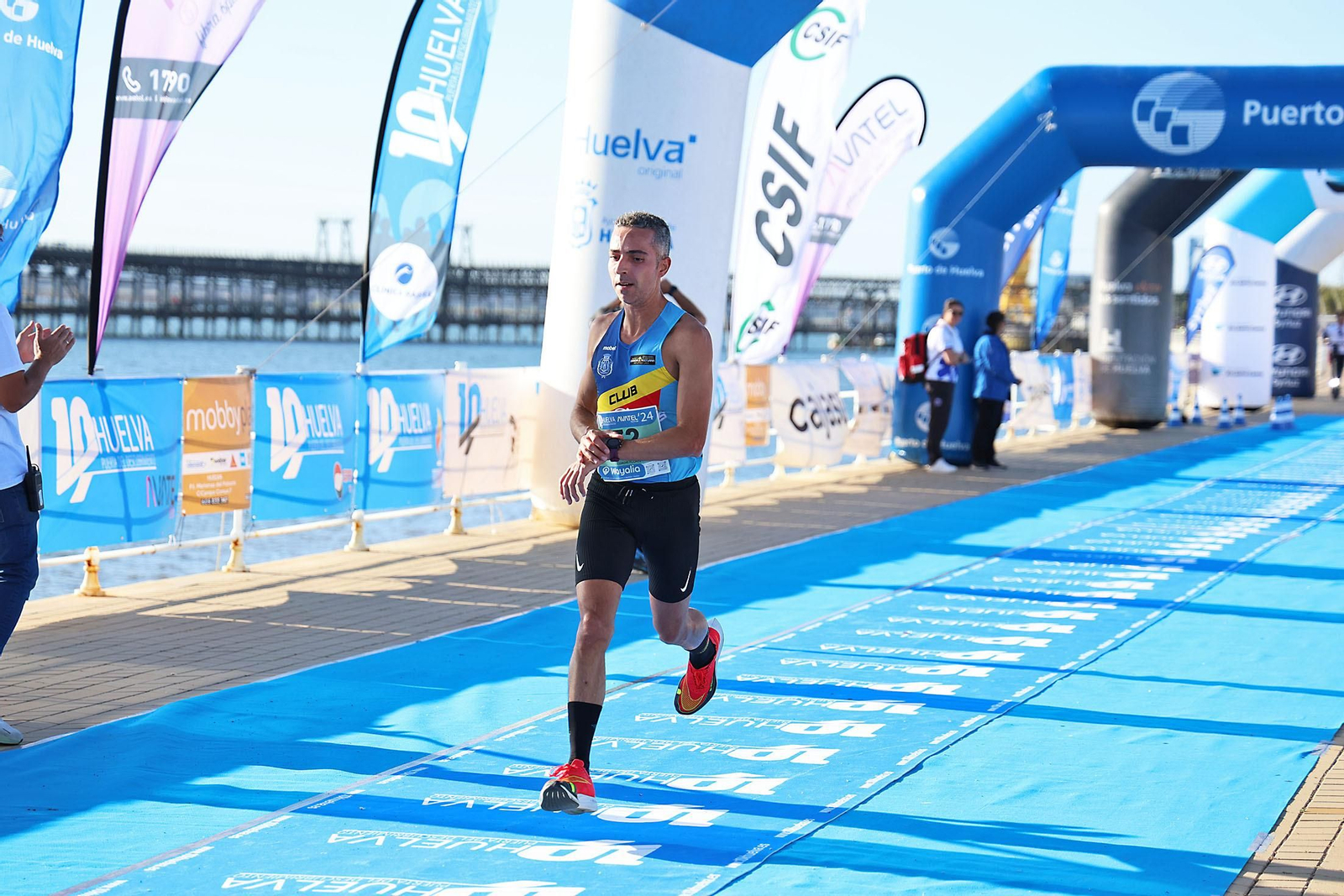 Imágenes de la 10K Huelva Avatel Telecom 'Puerta del Descubrimiento'