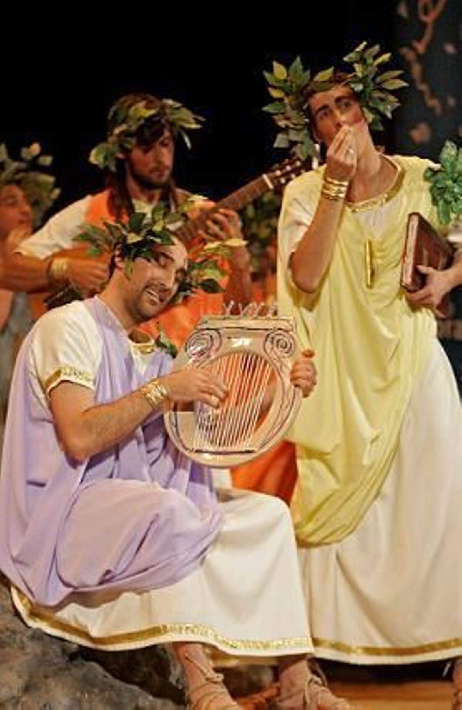 Cerró la sesión la chirigota Los malpensaos. 

Foto: Lourdes de Vicente