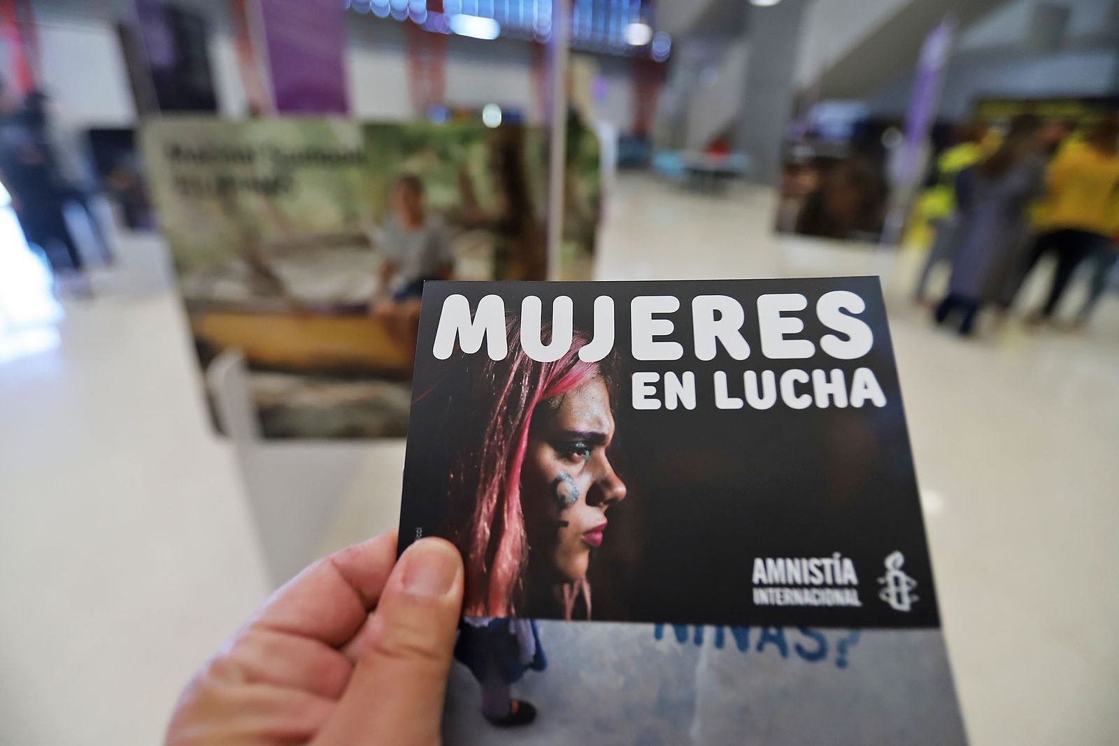 Imágenes de la exposición 'Ellas son la revolución' en la Universidad de Huelva