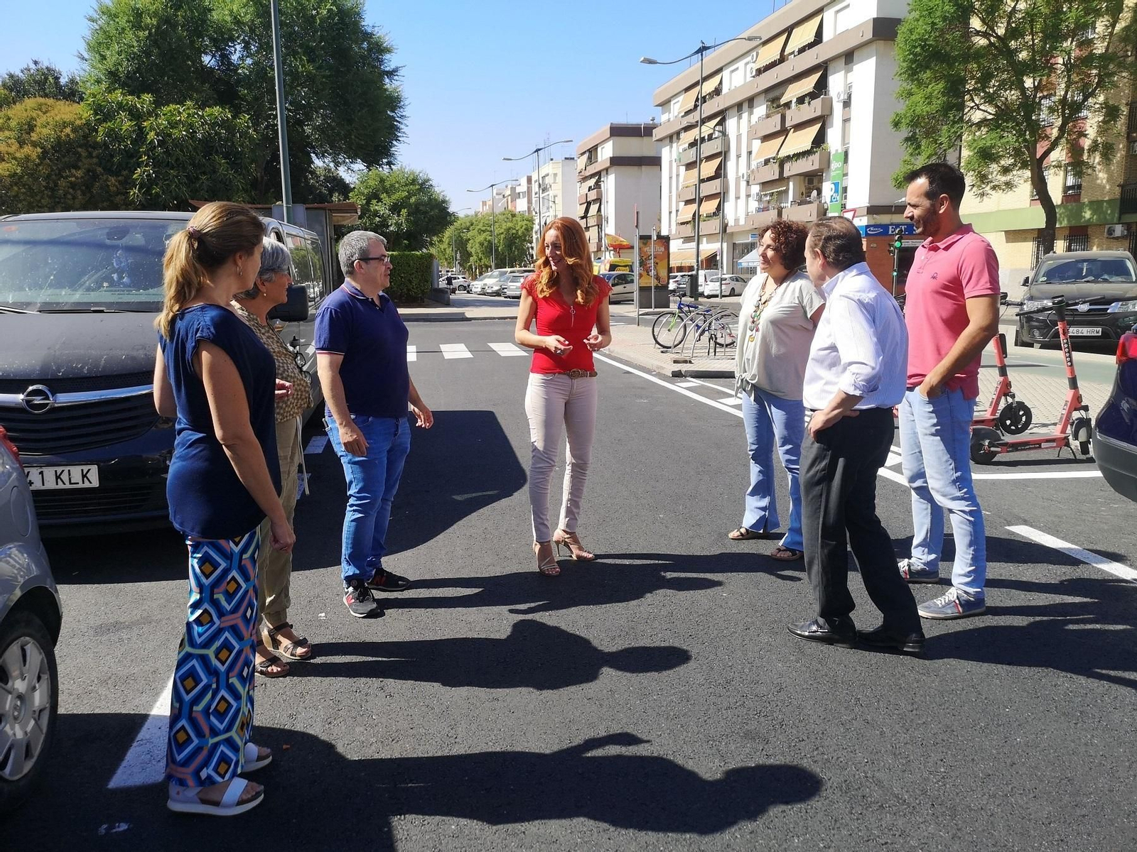 El Ayuntamiento concluye los trabajos de repavimentación de las calles Manuel Villalobos, Florencio Quintero y Constantina, en el distrito Macarena.