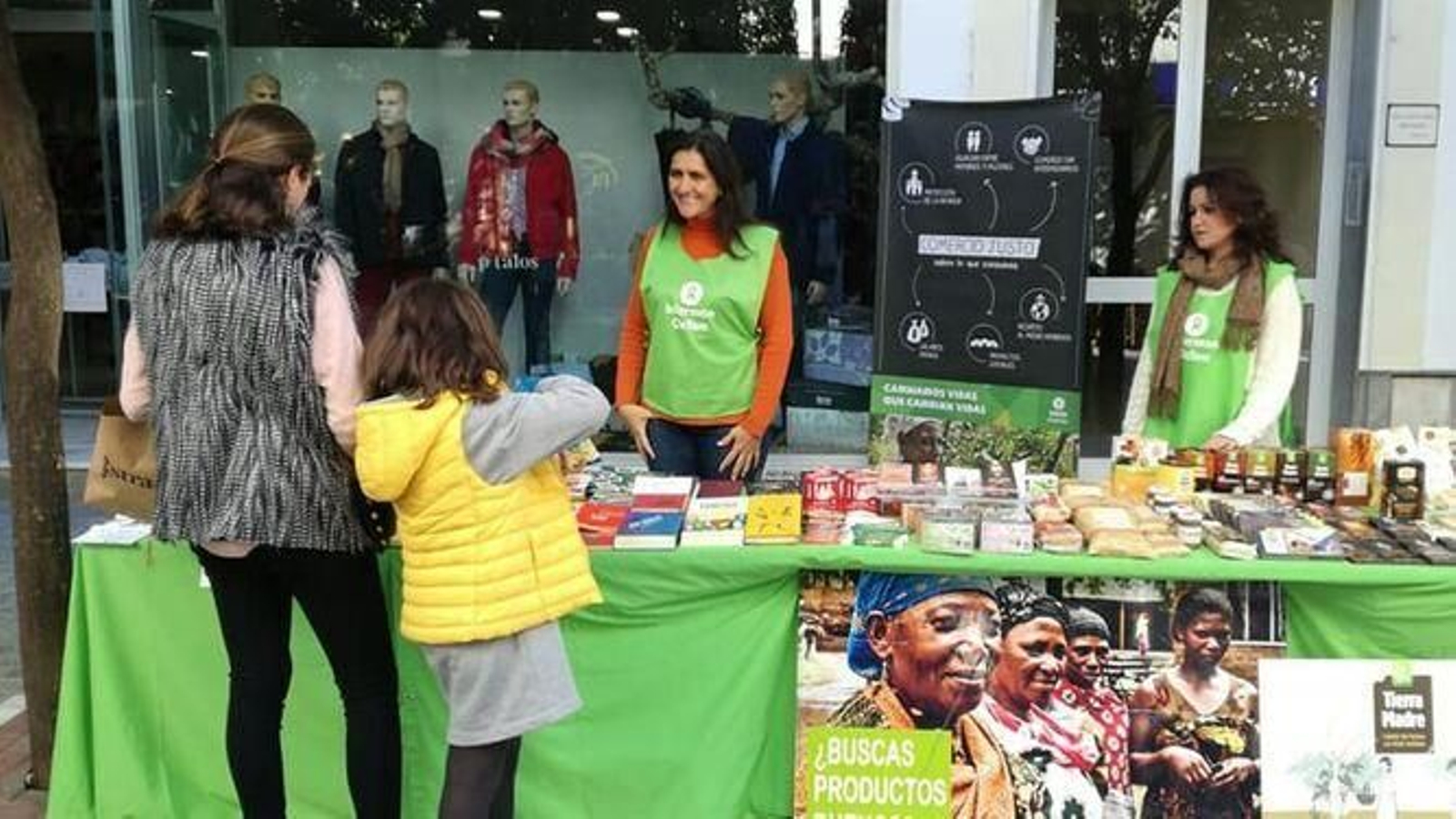 Oxfam Intermón Jerez celebra el Día de la Esperanza Oxfam Intermón Jerez celebra el Día de la Esperanza