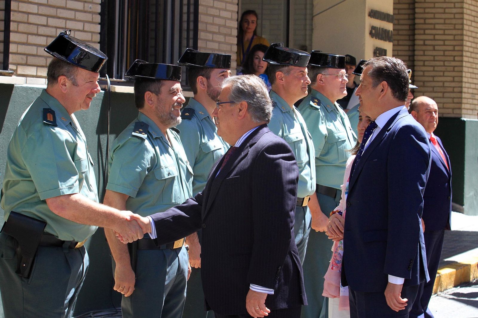 Juan Ignacio Zoido, ministro del Interior, presenta en la Comandancia de la Guardia Civil la nueva versión de AleryCops y el dispositivo del Rocío y posteriormente acude a la Diputación de Huelva para visitar la exposición sobre el terrorismo, en imágenes