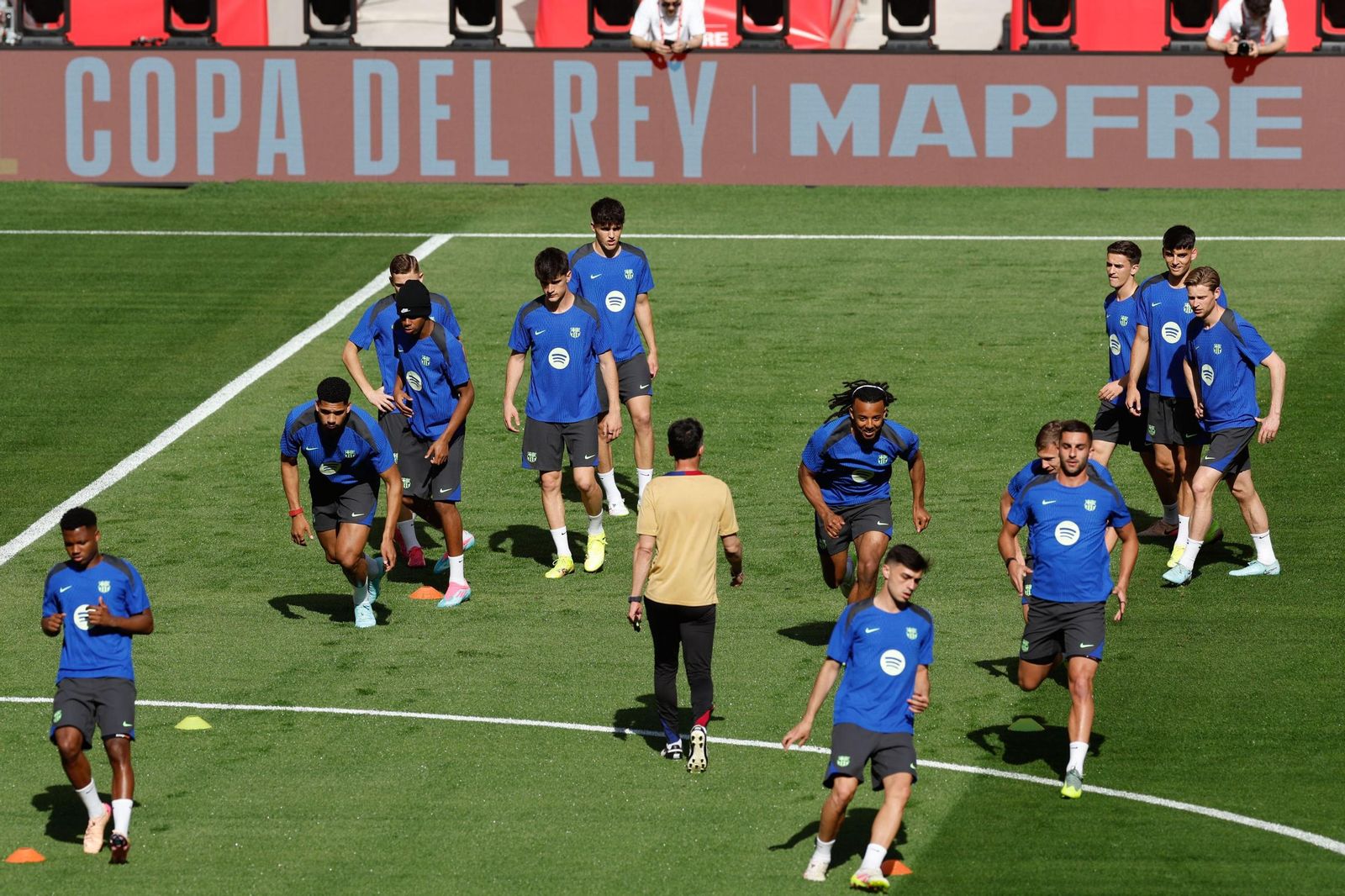 La fotos del día antes de la final de Copa Barcelona - Real Madrid