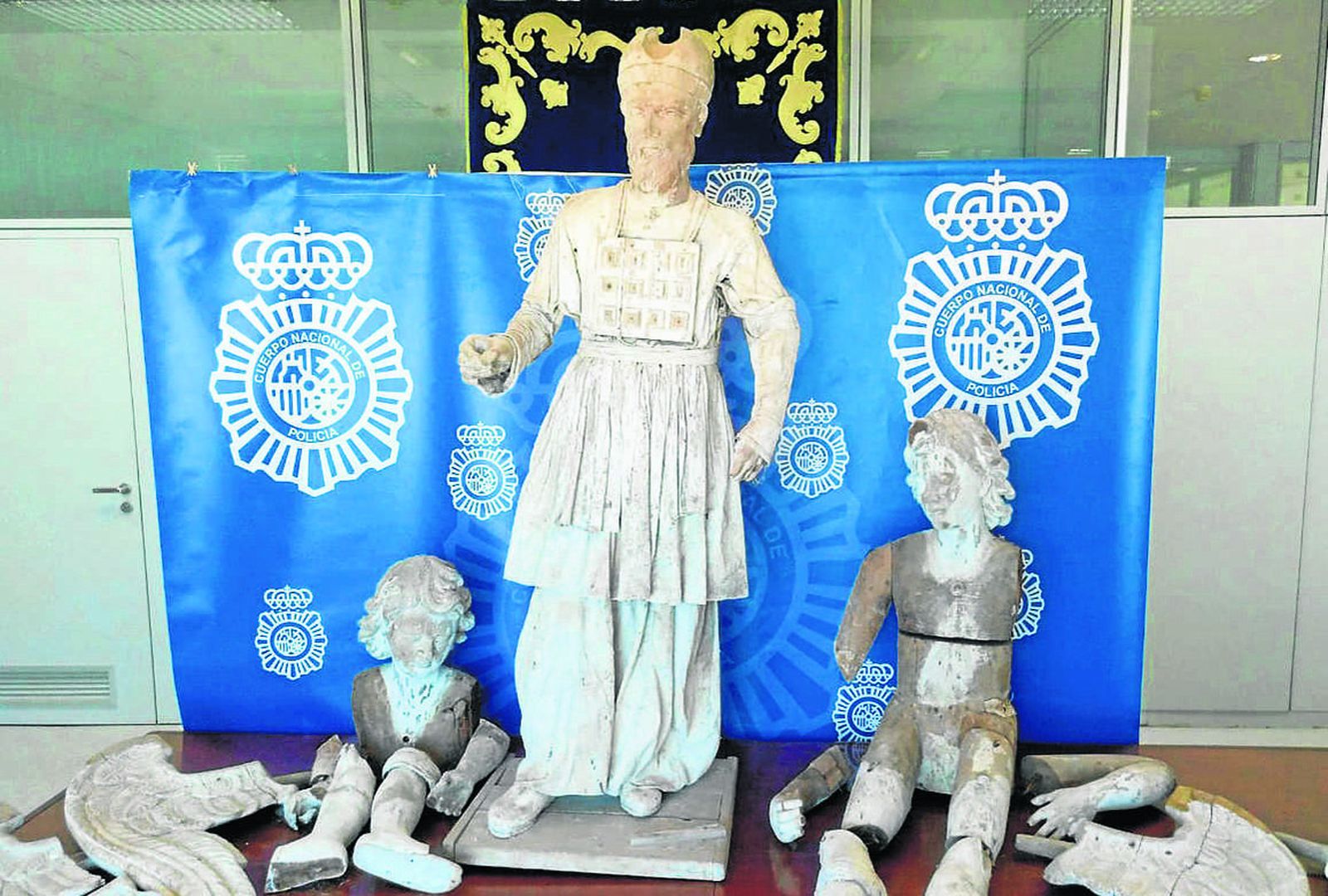 Algunas de las piezas recuperadas por la Policía el pasado lunes.