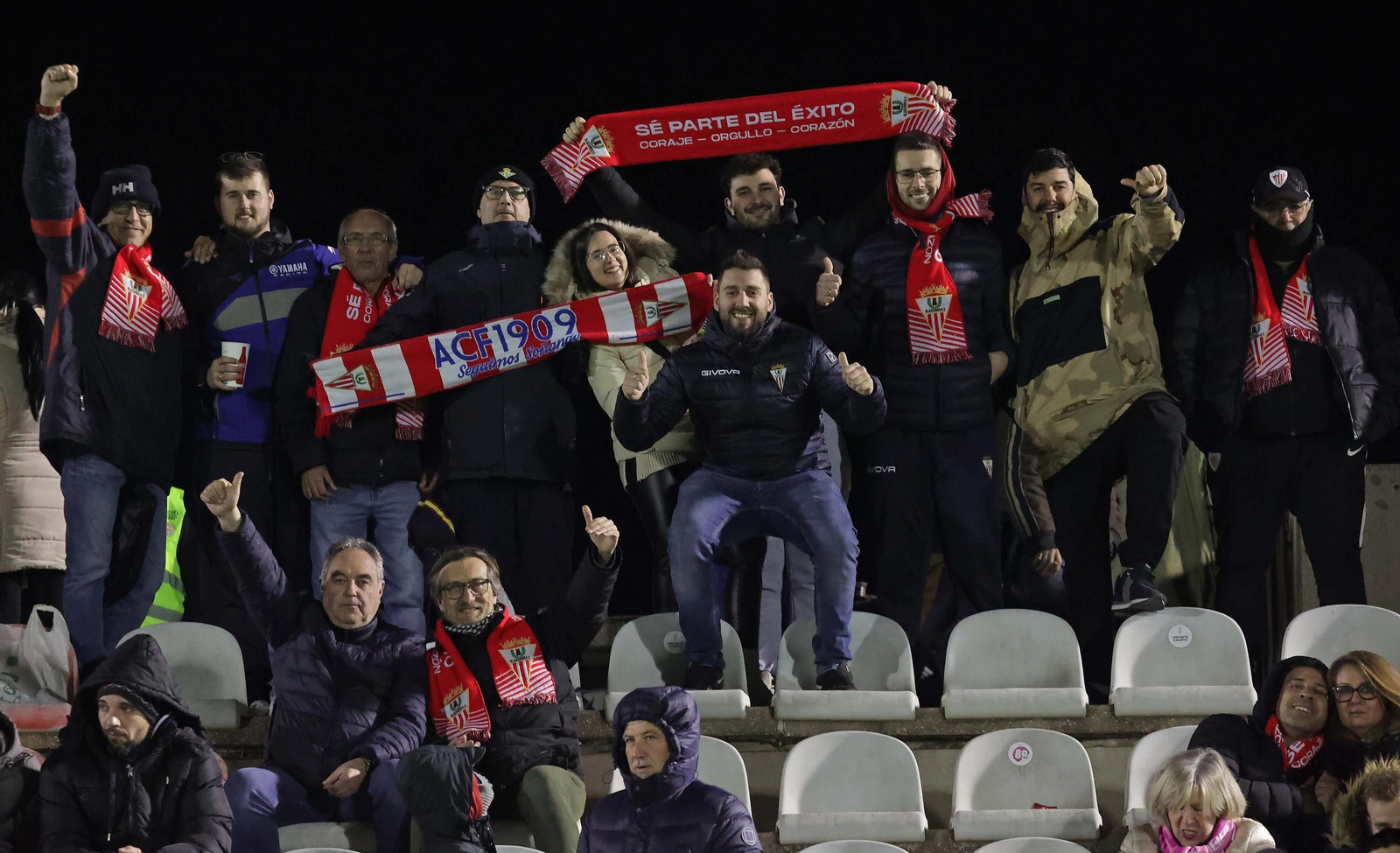 Búscate en el Nuevo Mirador durante el Algeciras - Real Madrid Castilla de Primera Federación