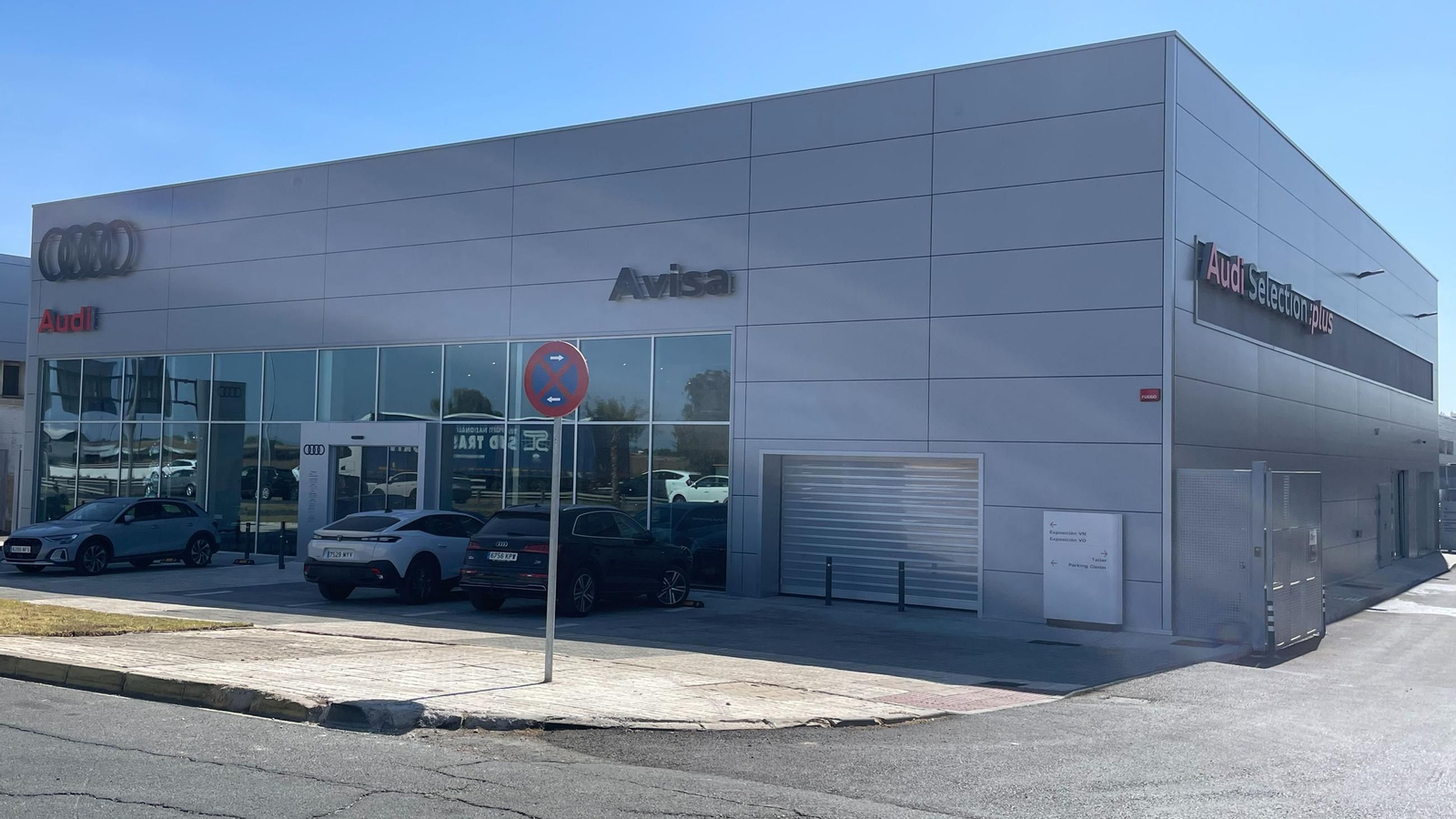 Audi Avisa inaugura nuevo concesionario en Sevilla, en la Avenida de Averroes, 12