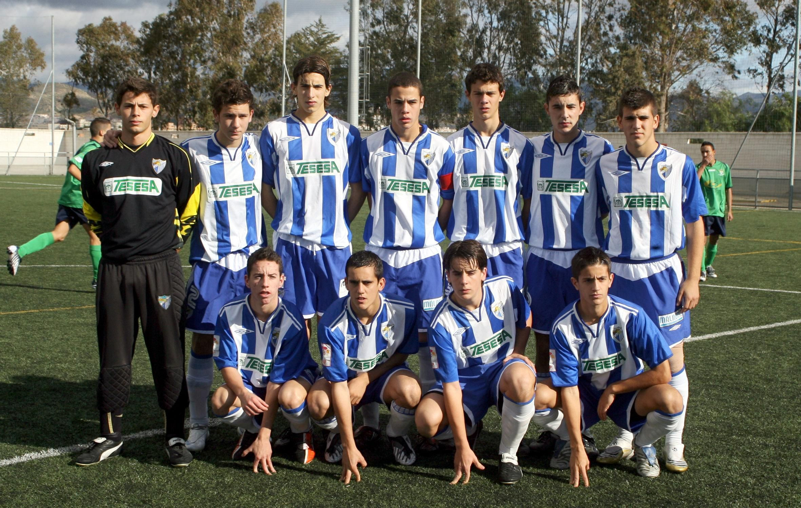 Las fotos de Jesús Mosquera, protagonista de 'Toy Boy', con la camiseta del Málaga CF