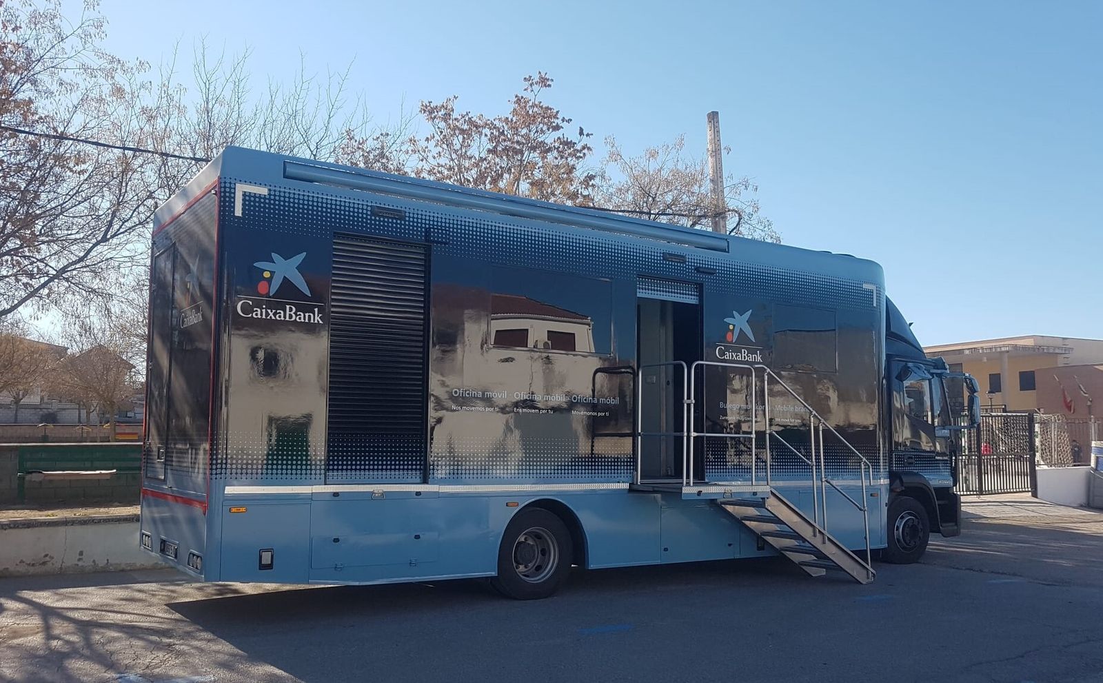 Una oficina móvil en Dehesas Viejas