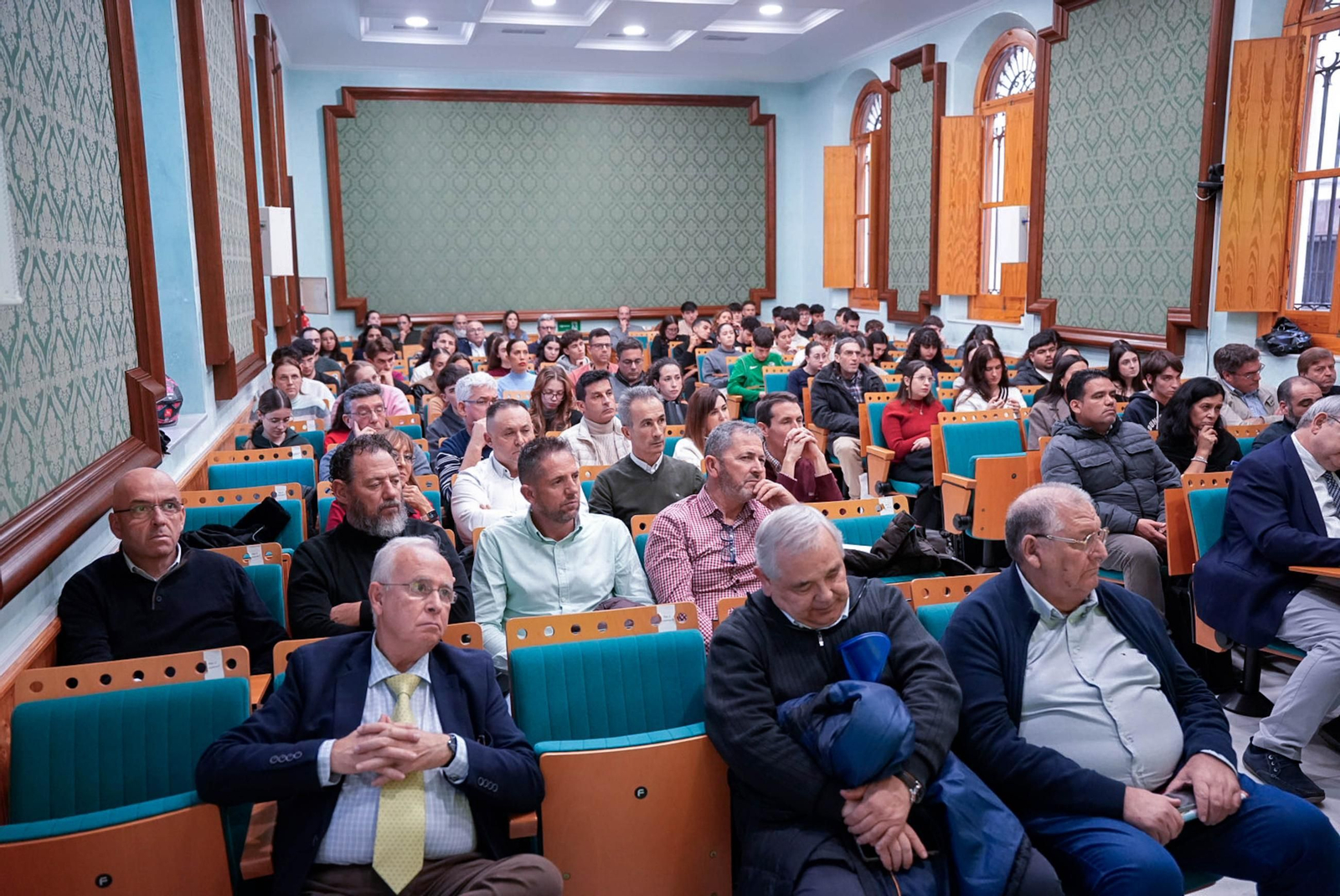 Las imágenes de la III Jornada de Tráfico, Seguridad Vial y Medicina Legal de la UNED de Almería