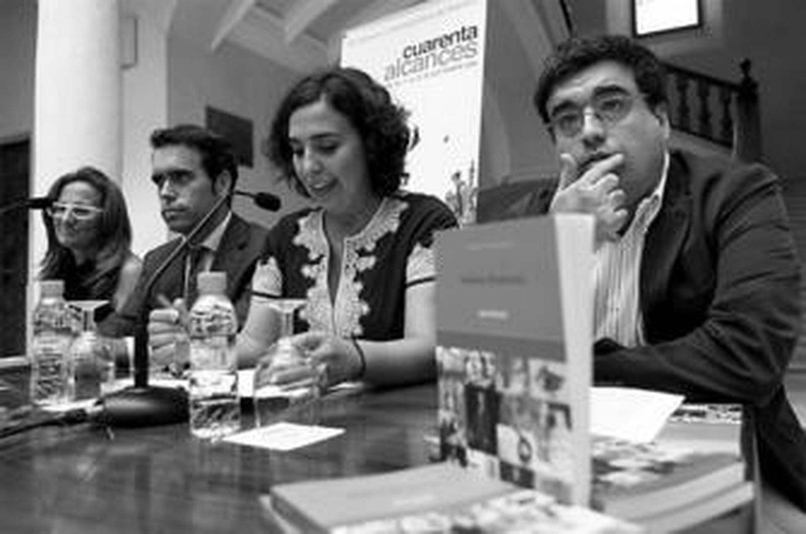 Vega López, Rafael Navas, Carmen Sánchez y Javier Miranda, en la presentación.