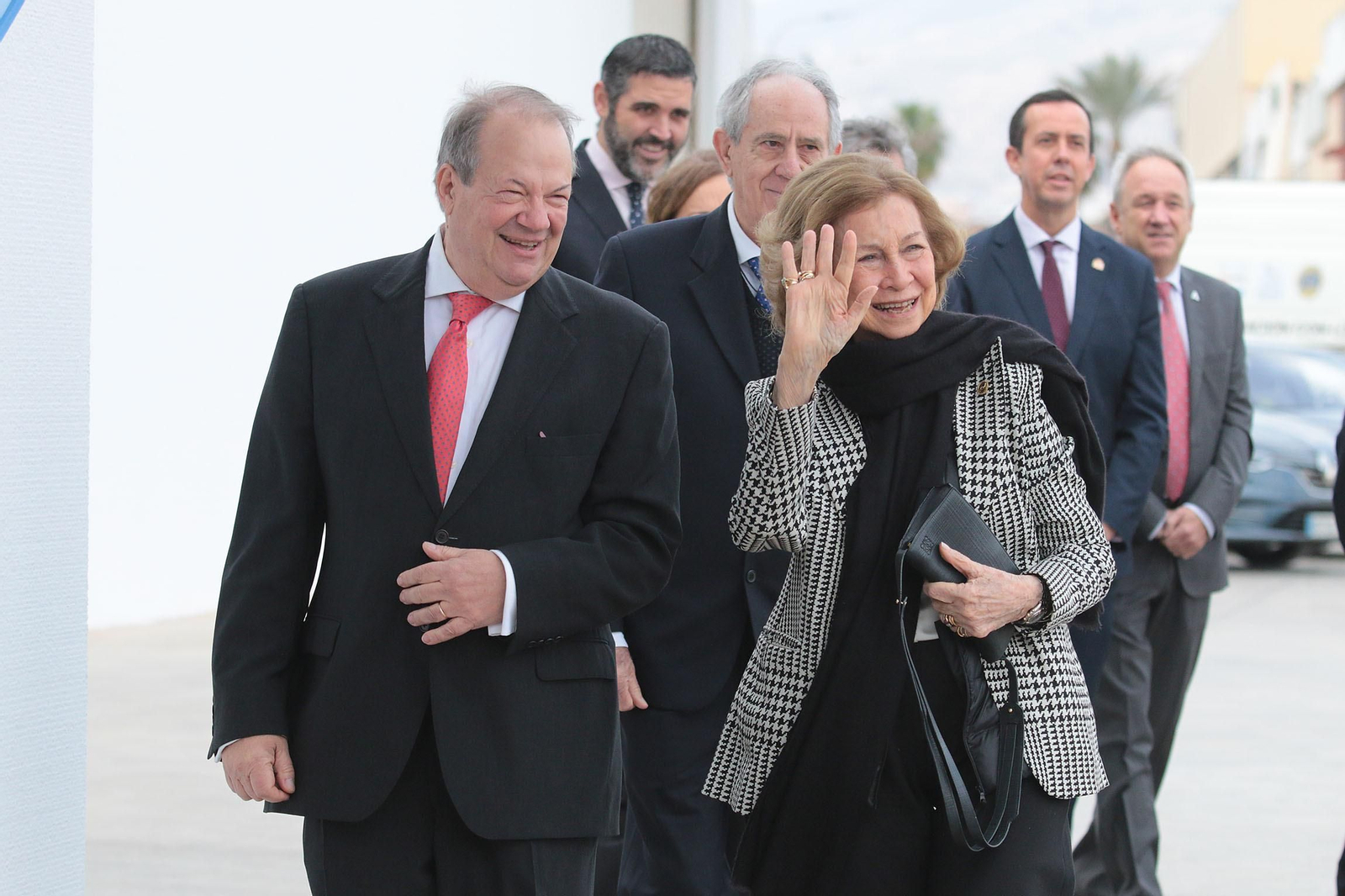 La Reina Sofía visita el Banco de Alimentos de Almería