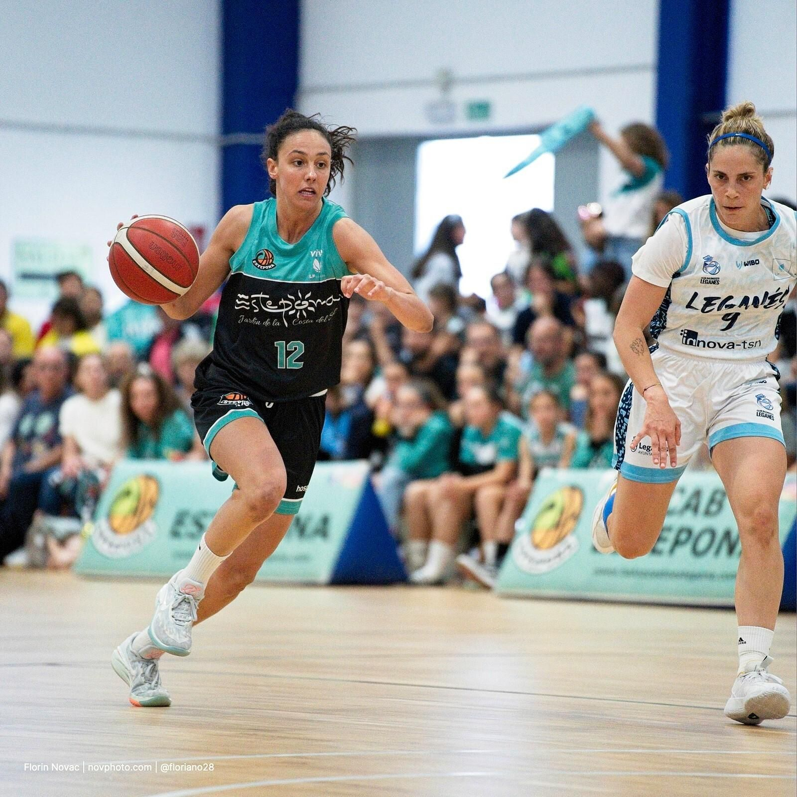 La fiesta en Estepona tras eliminar al Leganés