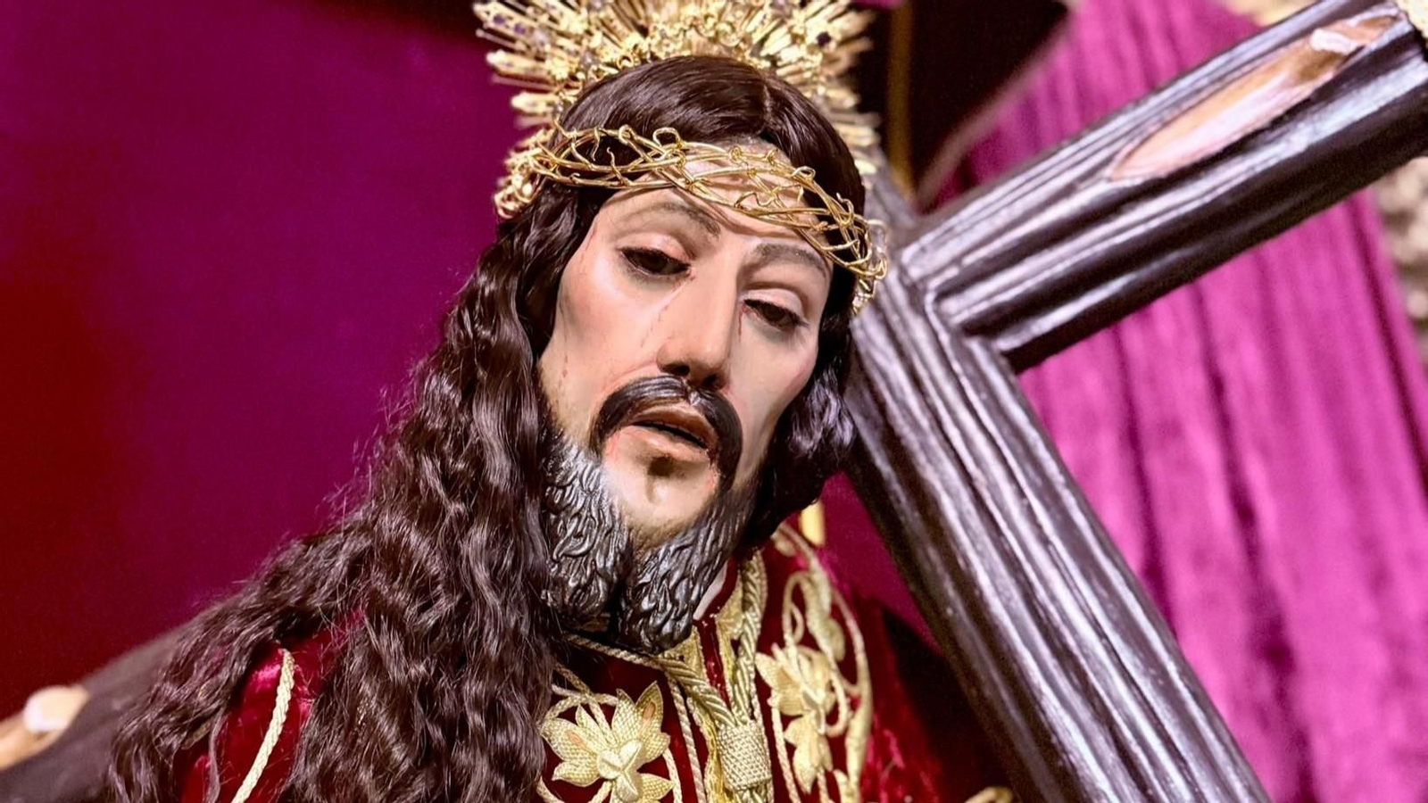 Fotogalería: Altar de Cultos Hermandad del Rosario 2025