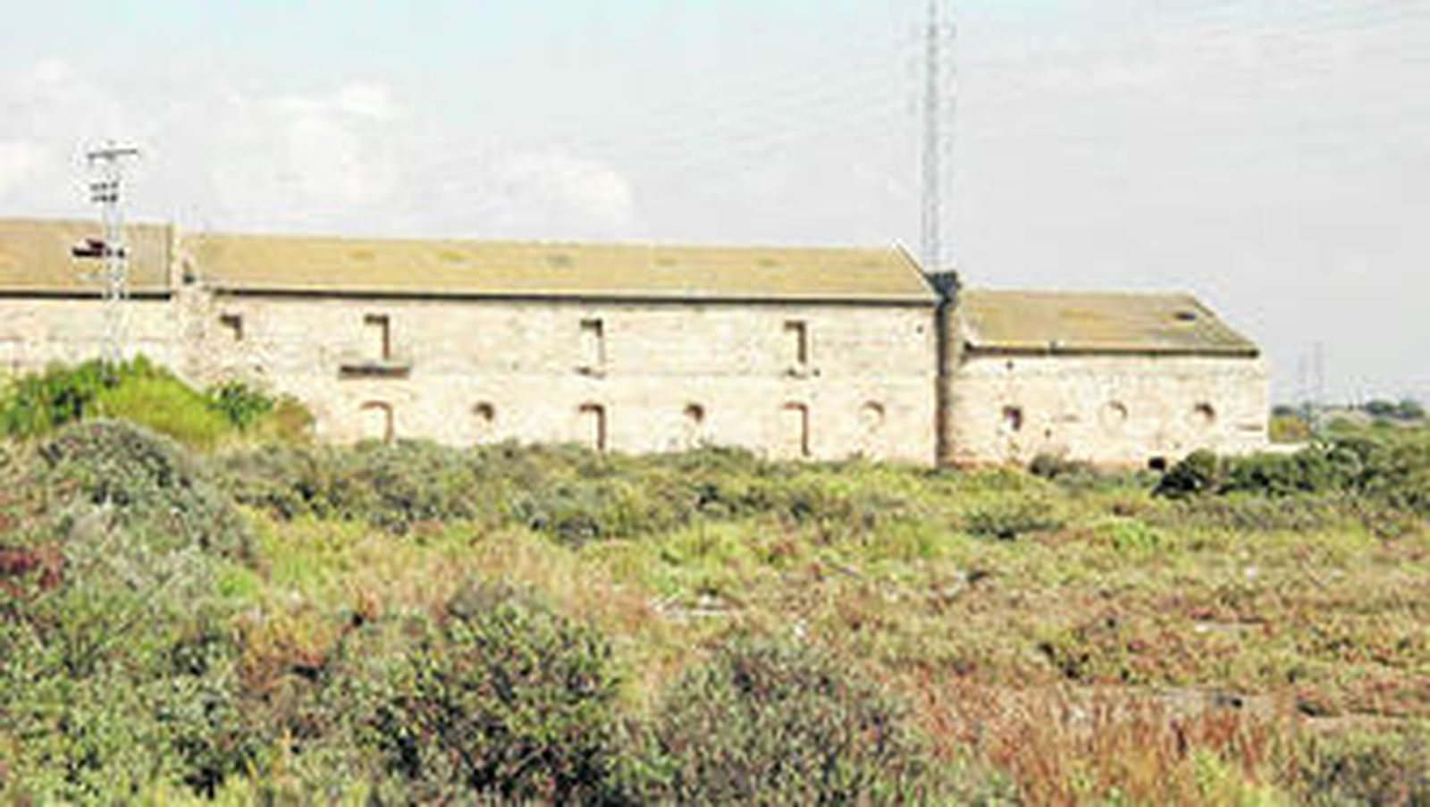 Imagen del molino de mareas del caño, situado a espaldas de la sede del Área de Medio Ambiente del Ayuntamiento.