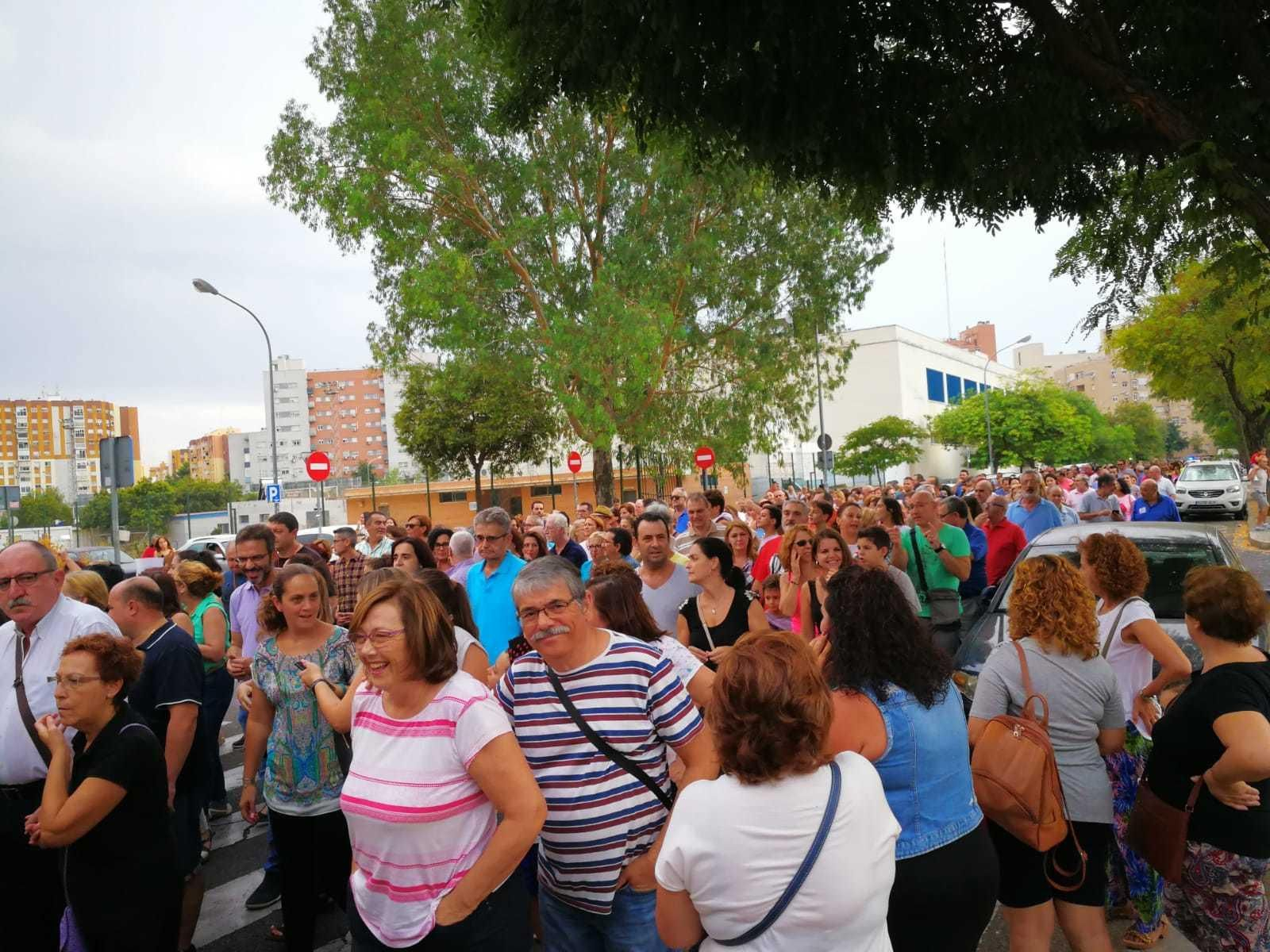 Imágenes de la manifestación en Pino Montano