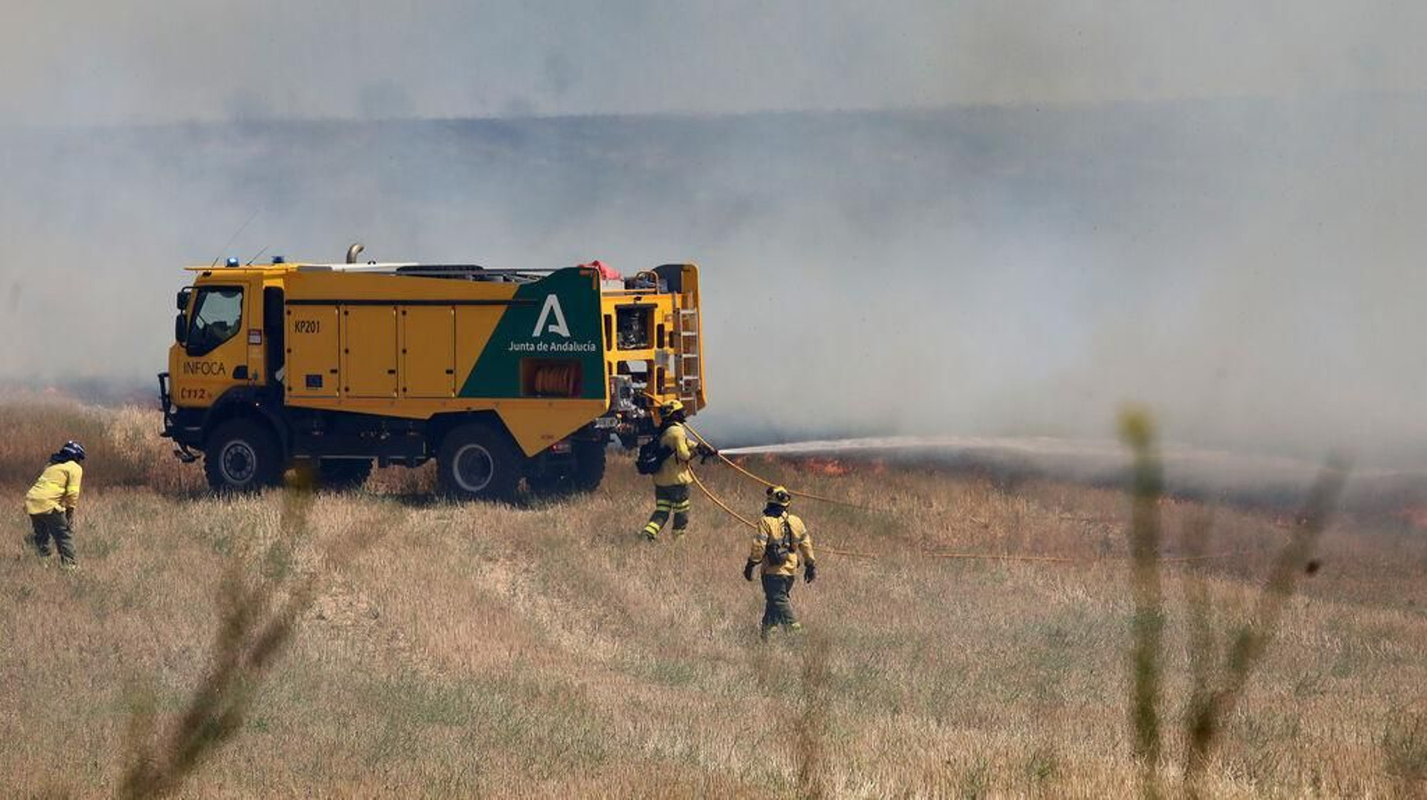 Grave incendio en la campiña de Jerez