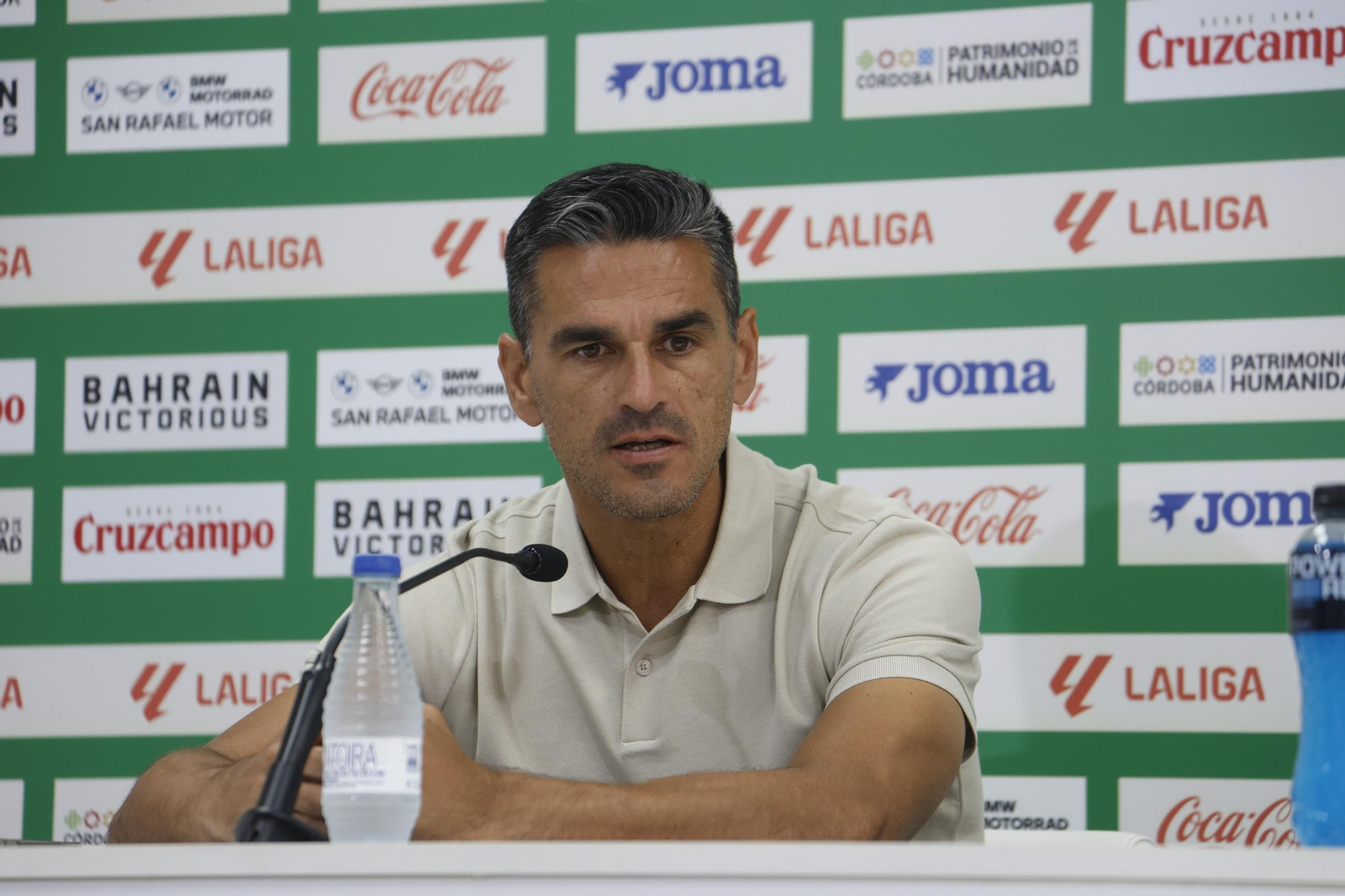 Las mejores fotos de la presentación de Fomeyem, Álex Martín e Iker Álvarez como jugadores del Córdoba CF