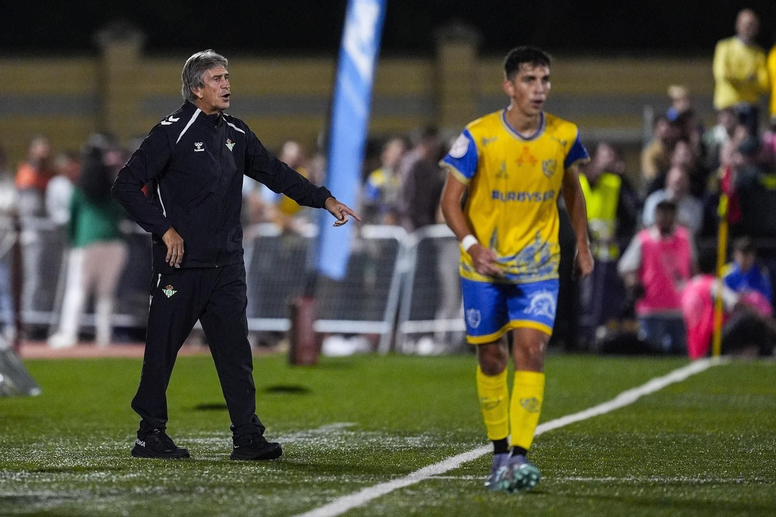 Las mejores fotos del paso del Betis por Palma del Río en la Copa del Rey