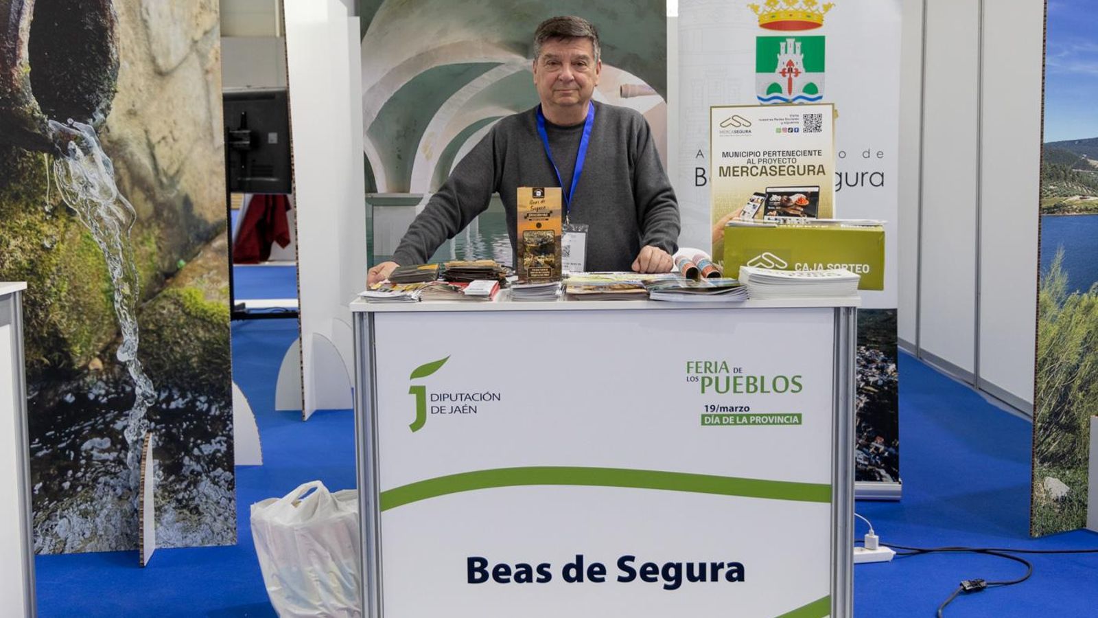 Inauguración la X Feria de los Pueblos