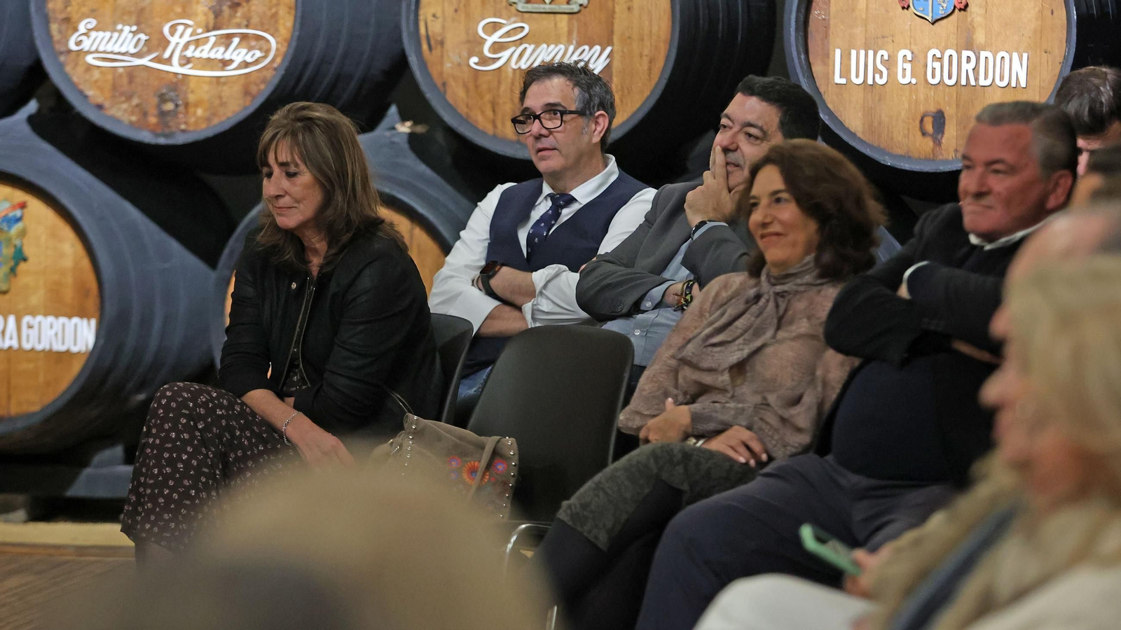 Las fotos de la presentación de 'Sorbos de sacristía', la obra póstuma de Juan Pedro Simó