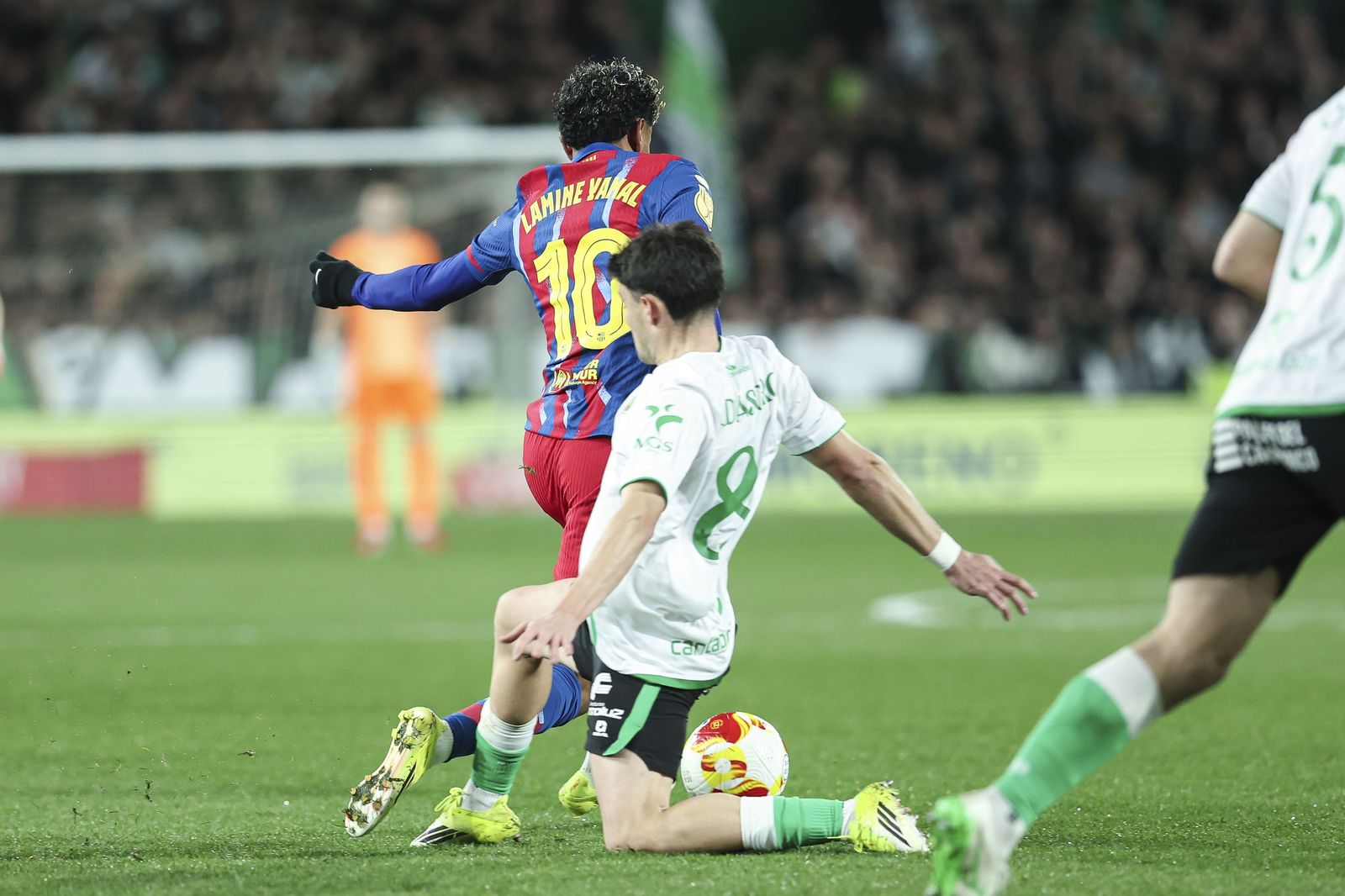 Las fotos del Racing-Barcelona de Copa