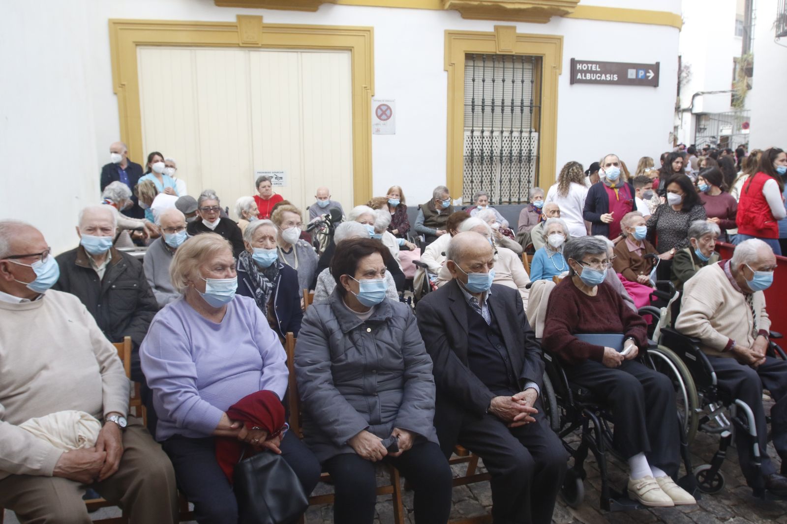 Miércoles Santo en Córdoba: La procesión del Perdón, en imágenes