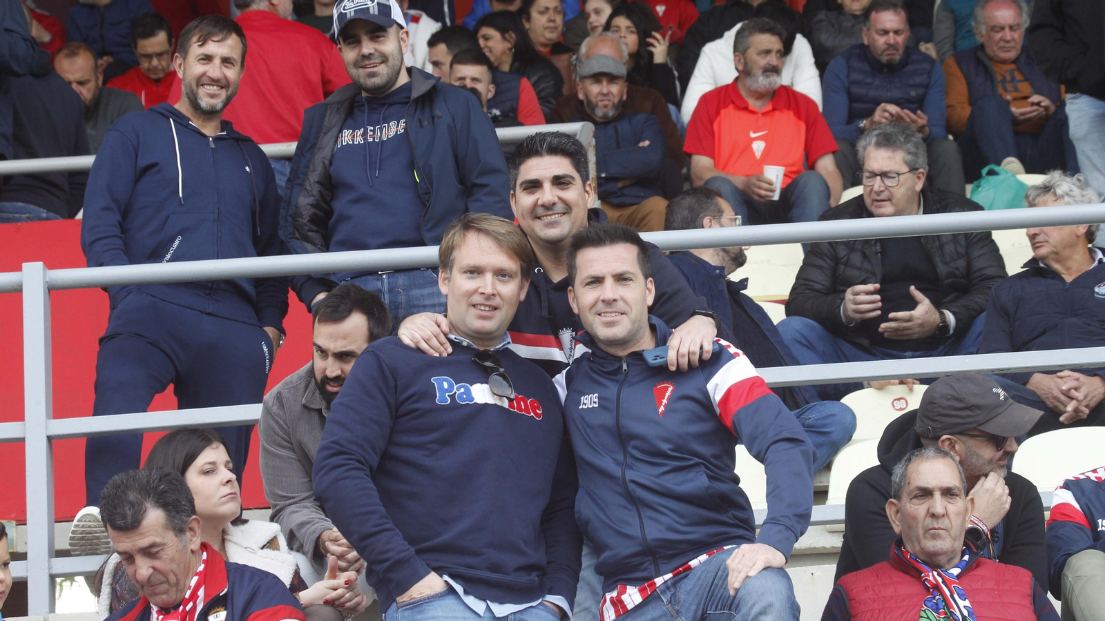 Búscate en el Algeciras CF  - Linares de Primera Federación
