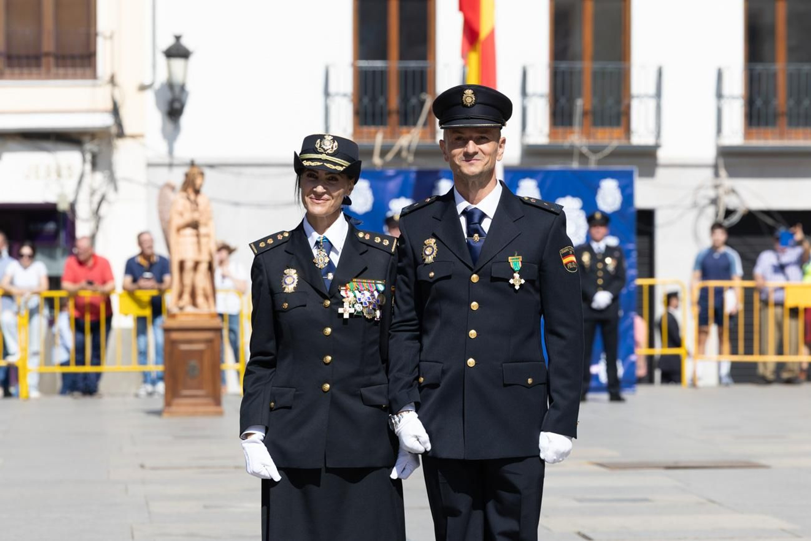Acto por el día de la Policía Nacional, con motivo de la festividad los Santos Ángeles Custodios