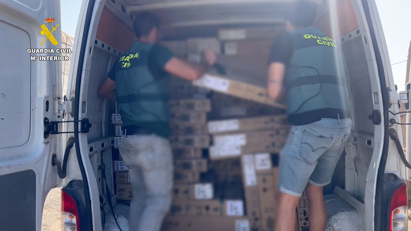 Parte de los objetos saqueados en Huércal de Almería.