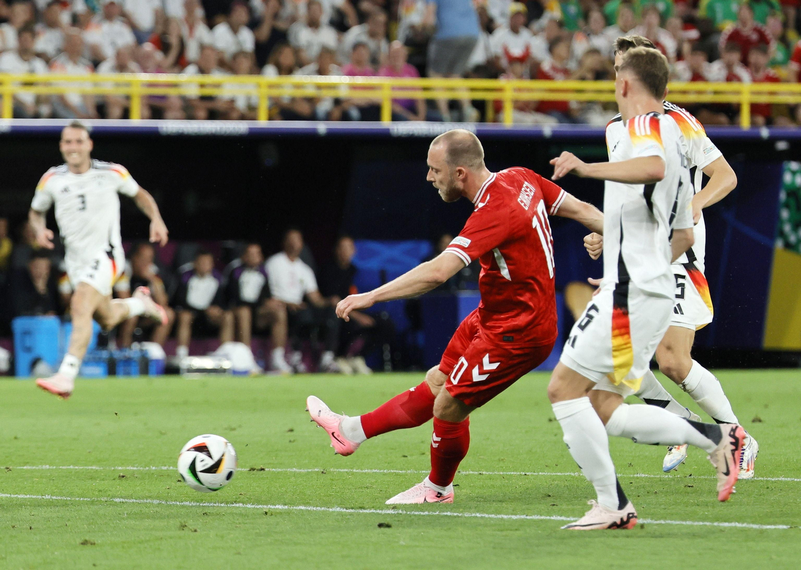 Las mejores fotos del Alemania - Dinamarca