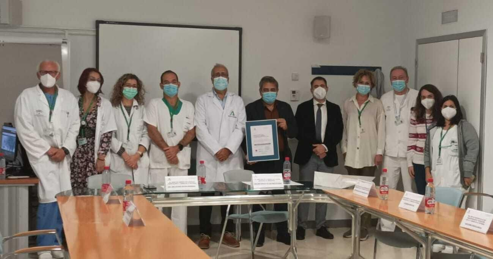 Acto en el que el Servicio de Endocrinología ha recibido la certificación de calidad óptima.