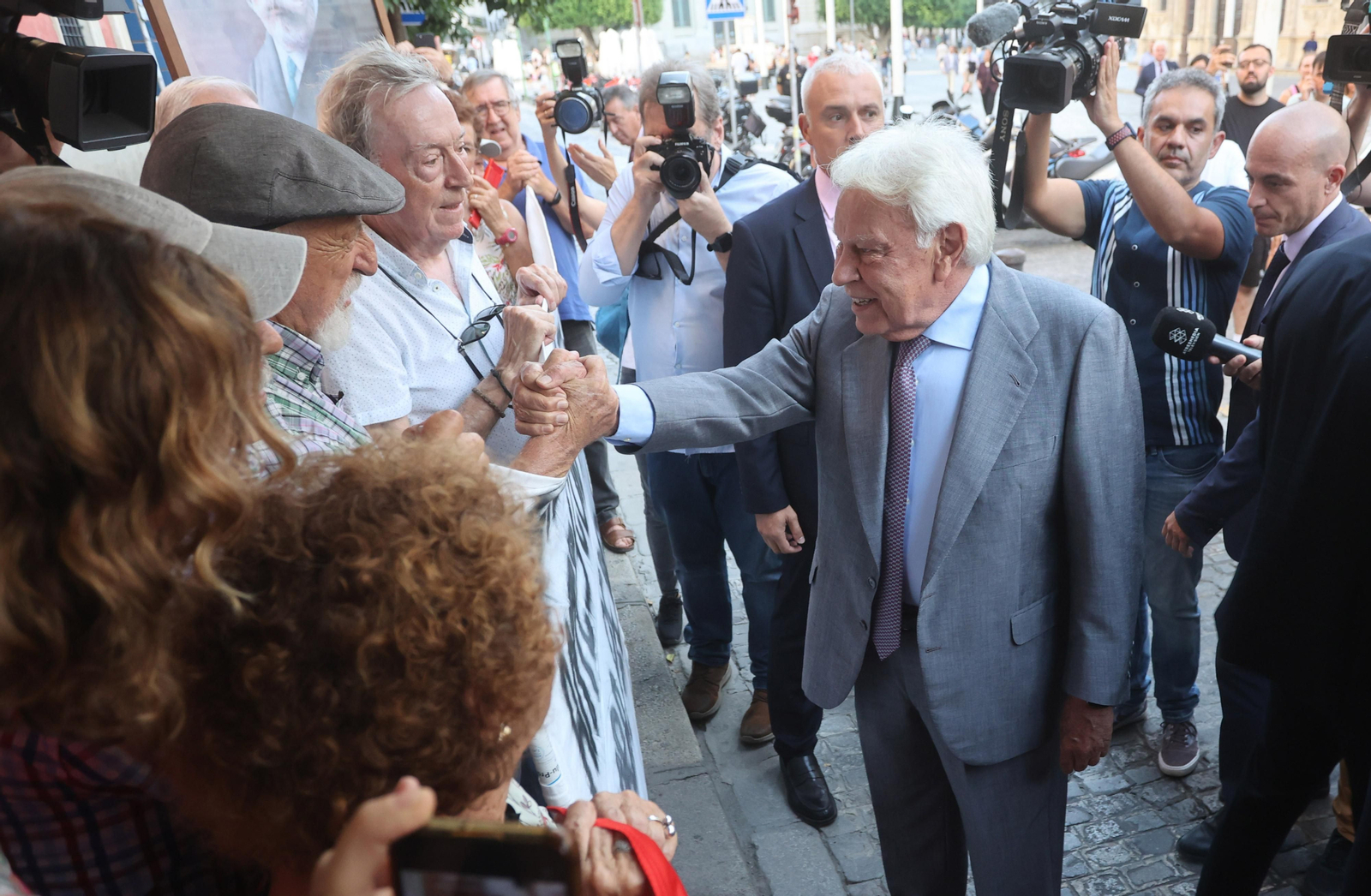 PREMIO IBEROAMERICANO TORRE DEL ORO A FELIPE GONZALEZ