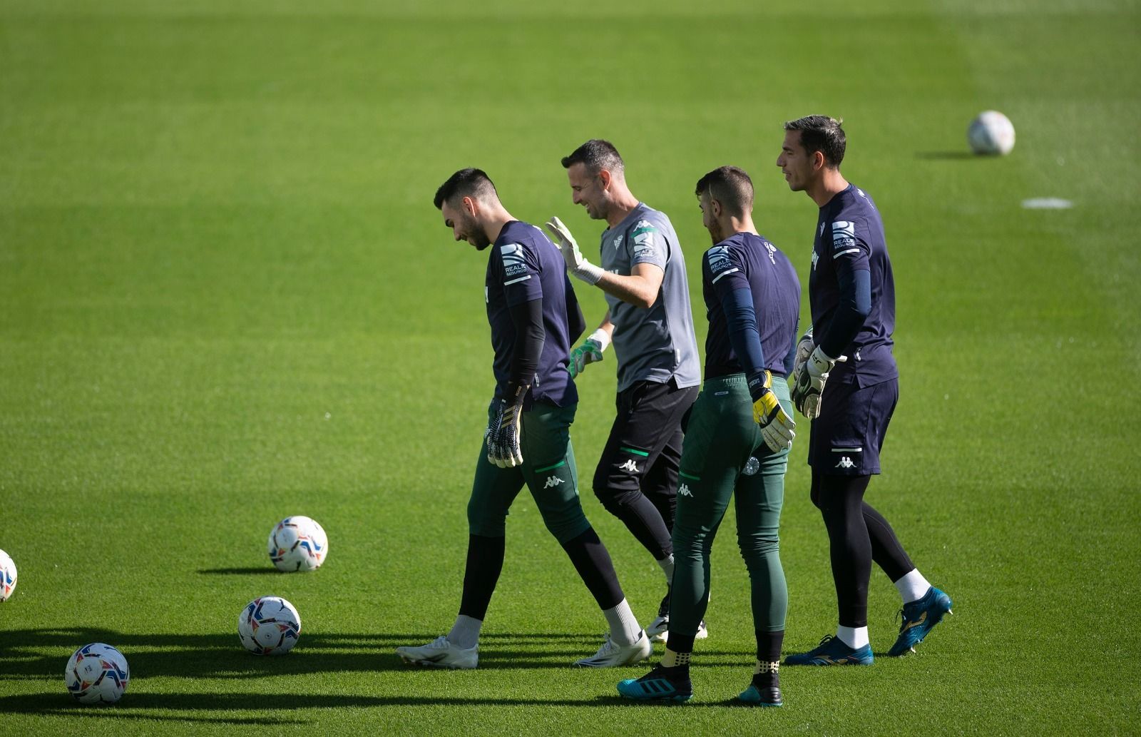 Dani Martín, con Doblas, Rebollo y Joel en un entrenamiento reciente.