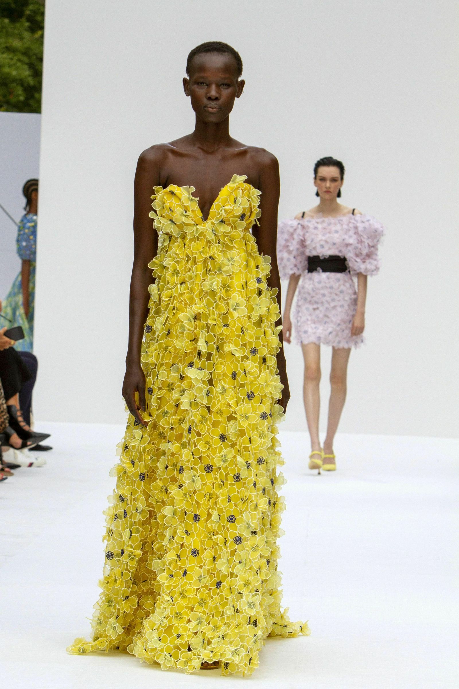 Carolina Herrera Primavera - Verano 2020, las fotos del desfile en la New York Fashion Week