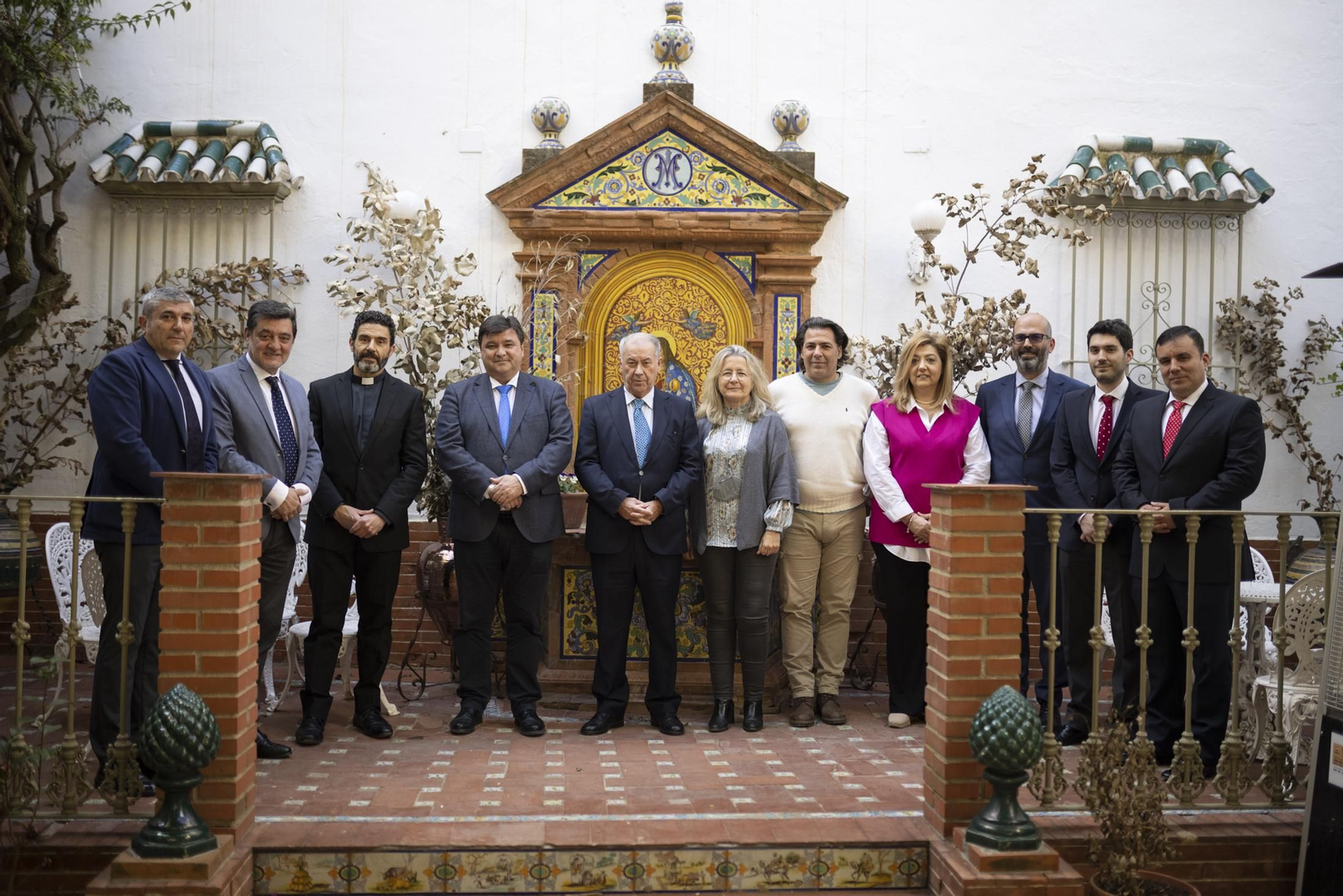 Imágenes de la tertulia cofrade de Huelva Información