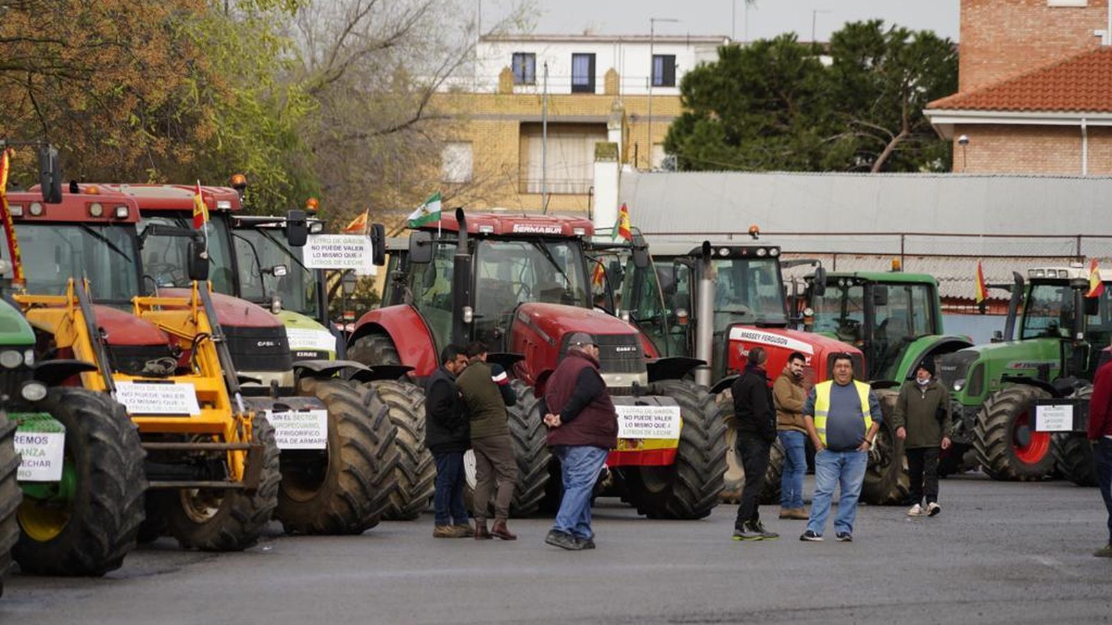 Algunos de los parcipantes de la tractorada.