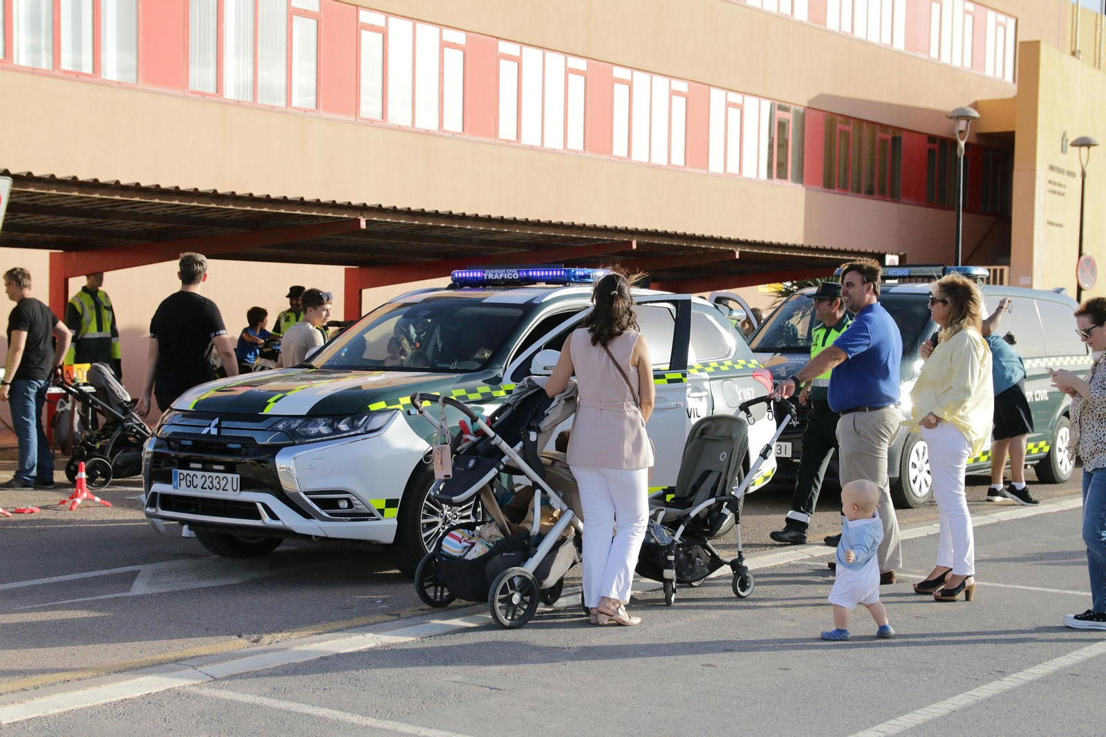 Exposición de Medios de la Guardia Civil con motivo de la festividad de su patrona Exposición de Medios de la Guardia Civil con motivo de la festividad de su patrona