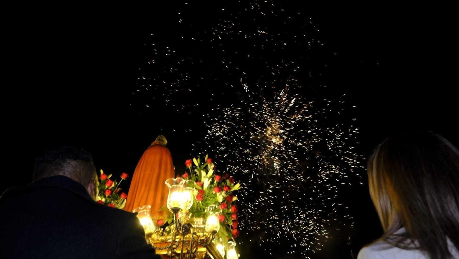 La procesión y los fuegos artificiales inauguran las fiestas patronales 2024. La procesión y los fuegos artificiales inauguran las fiestas patronales 2024.