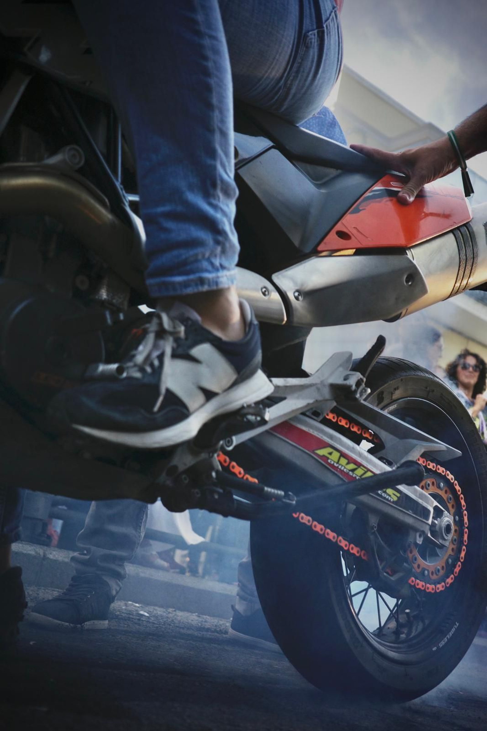 Las imágenes del sábado durante  la morotada en el Puerto de Santa María.