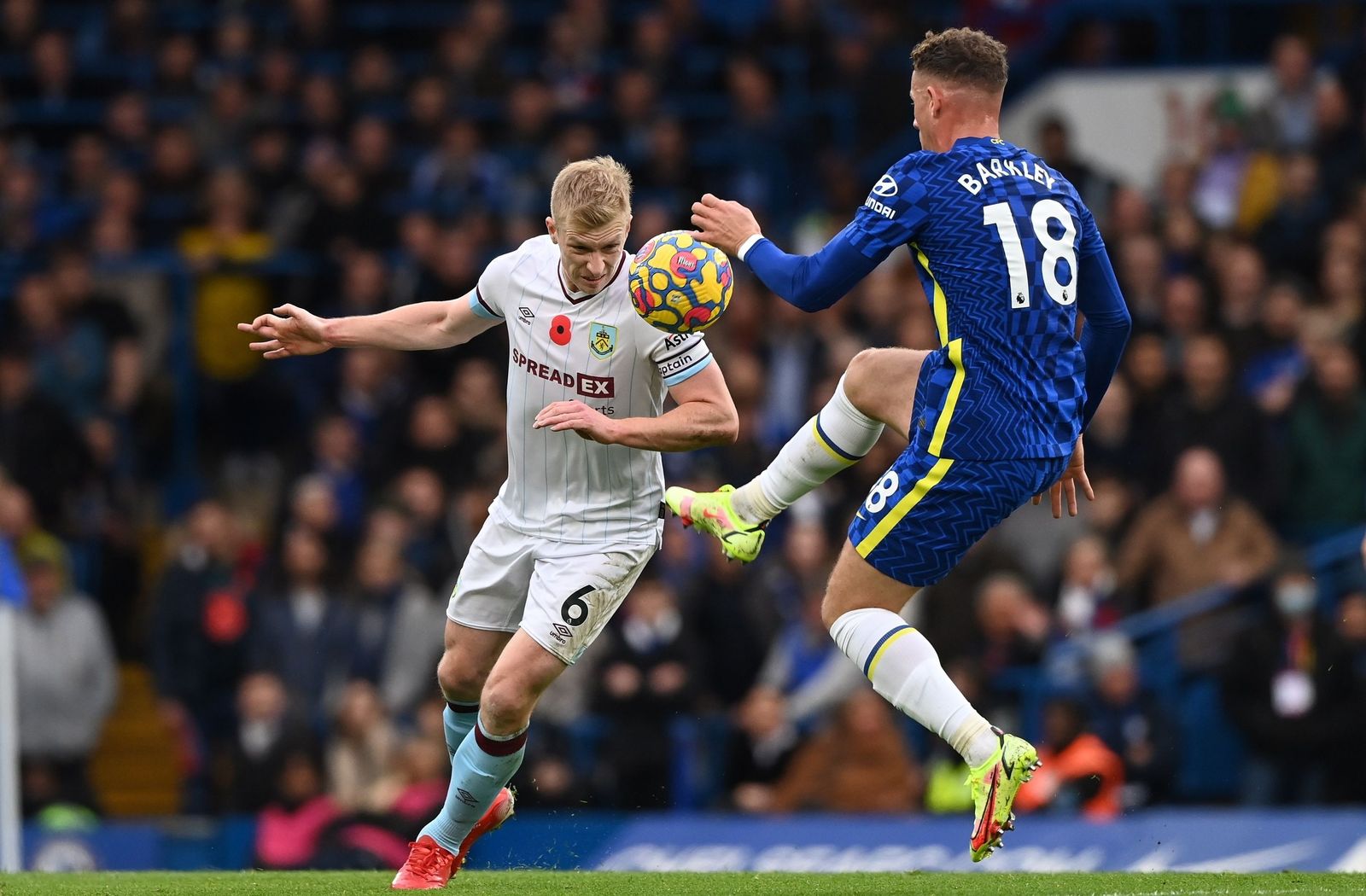 Un partido de la temporada 2022-2023 de la Premier entre el Chelsea y el Burnley.