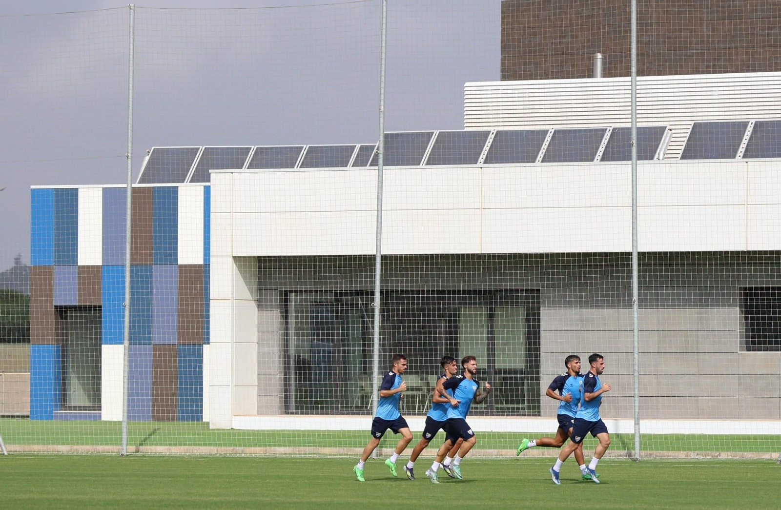 El primer entrenamiento de la semana del Málaga CF, en fotos