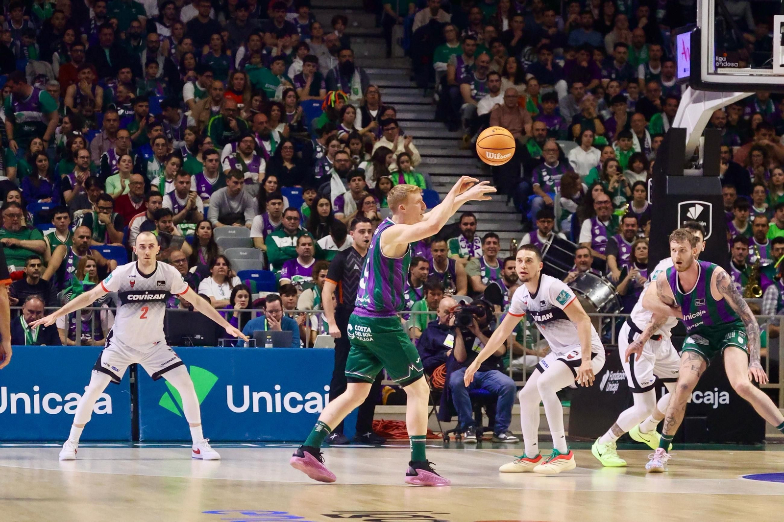El Unicaja-Covirán Granada, en fotos