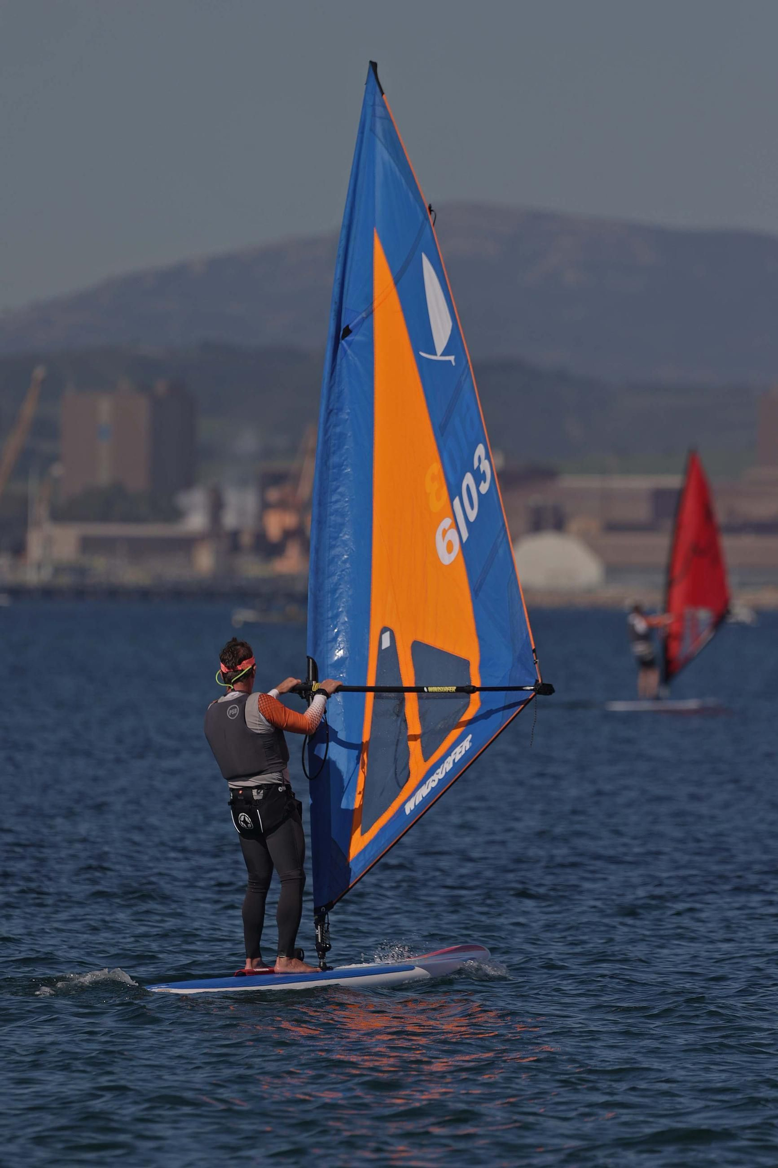 Fotos de la segunda jornada de la Copa de Andalucía de la clase windsurfer en La Línea