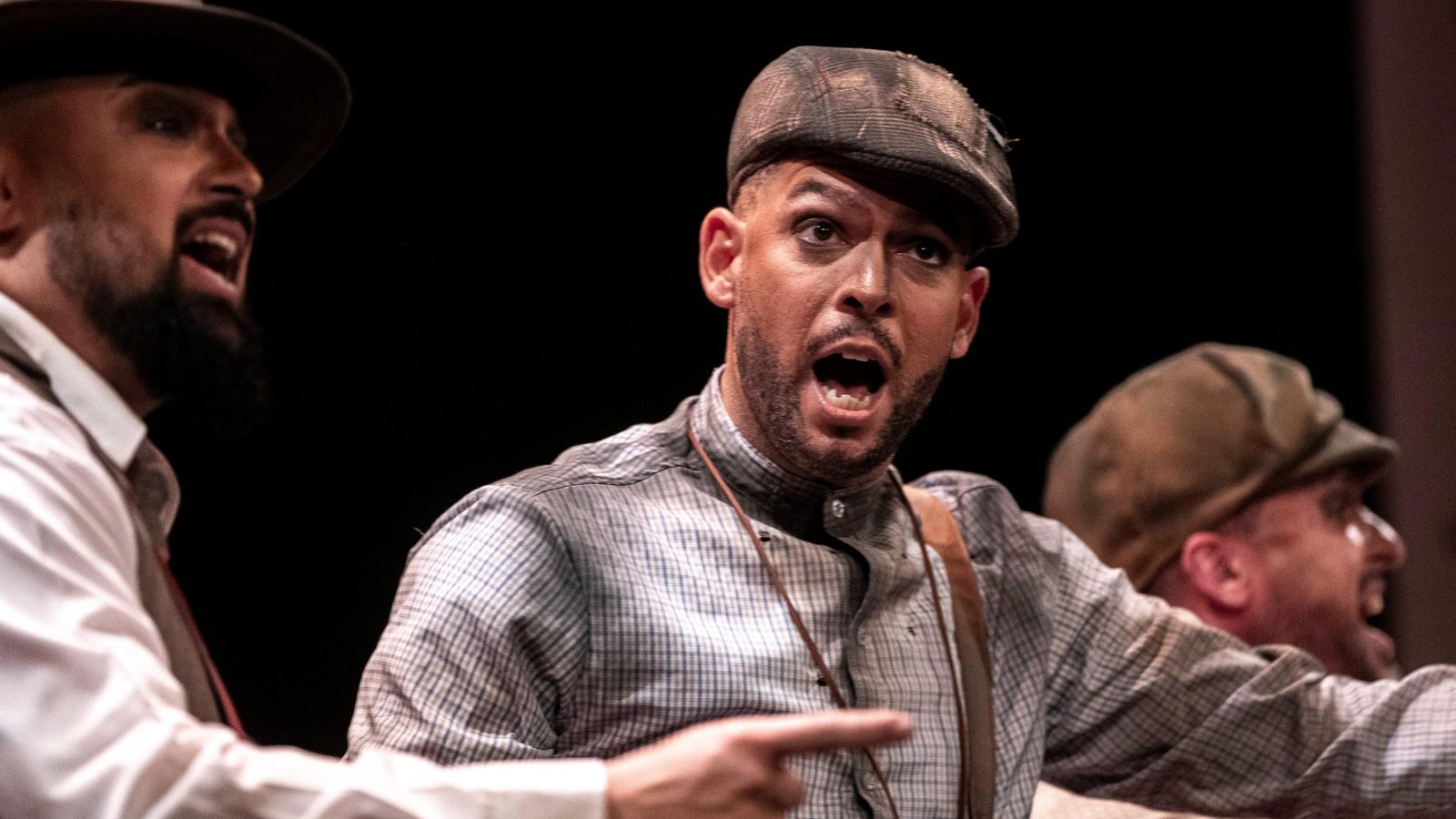 Búscate entre las mejores imágenes de la décima sesión de preliminares del COAC 2025