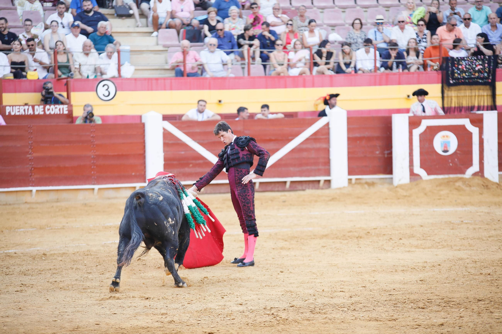 Imágenes de la corrida de toros en Roquetas de Mar