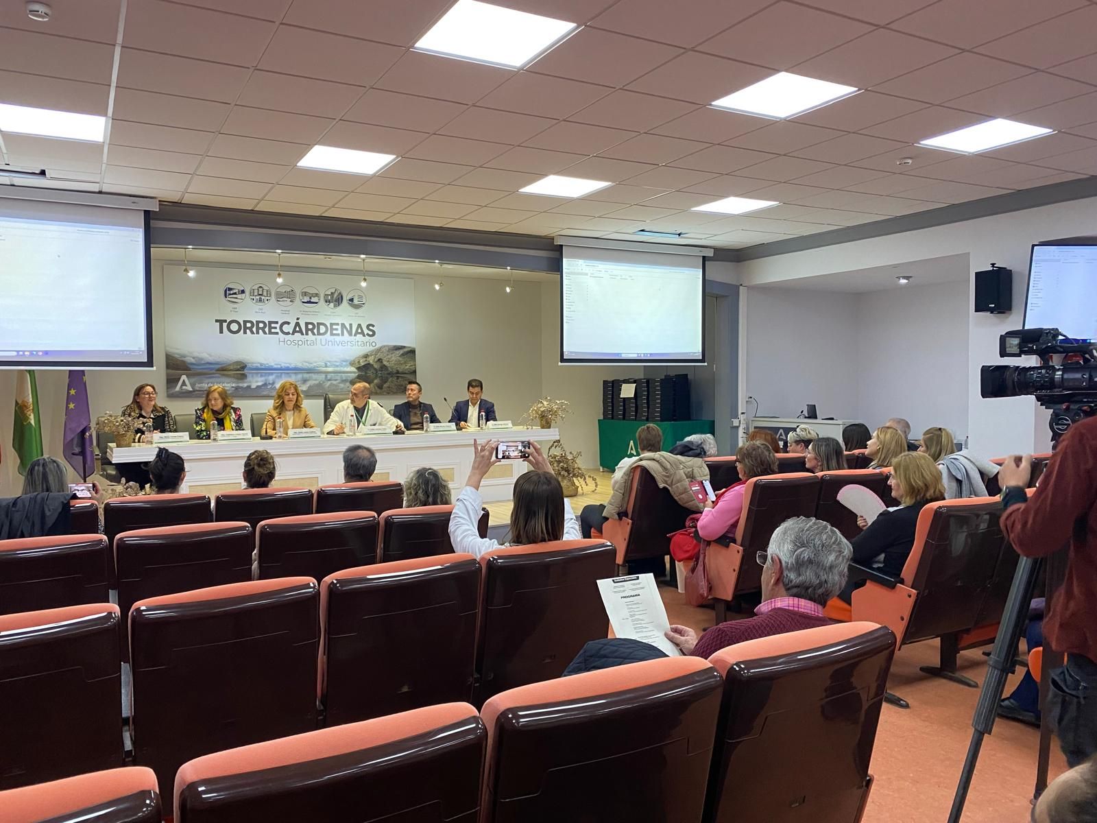 Jornadas ‘Arte, trabajo y epilepsia: del estigma a la expresión’, celebradas en el Hospital Universitario Torrecárdenas