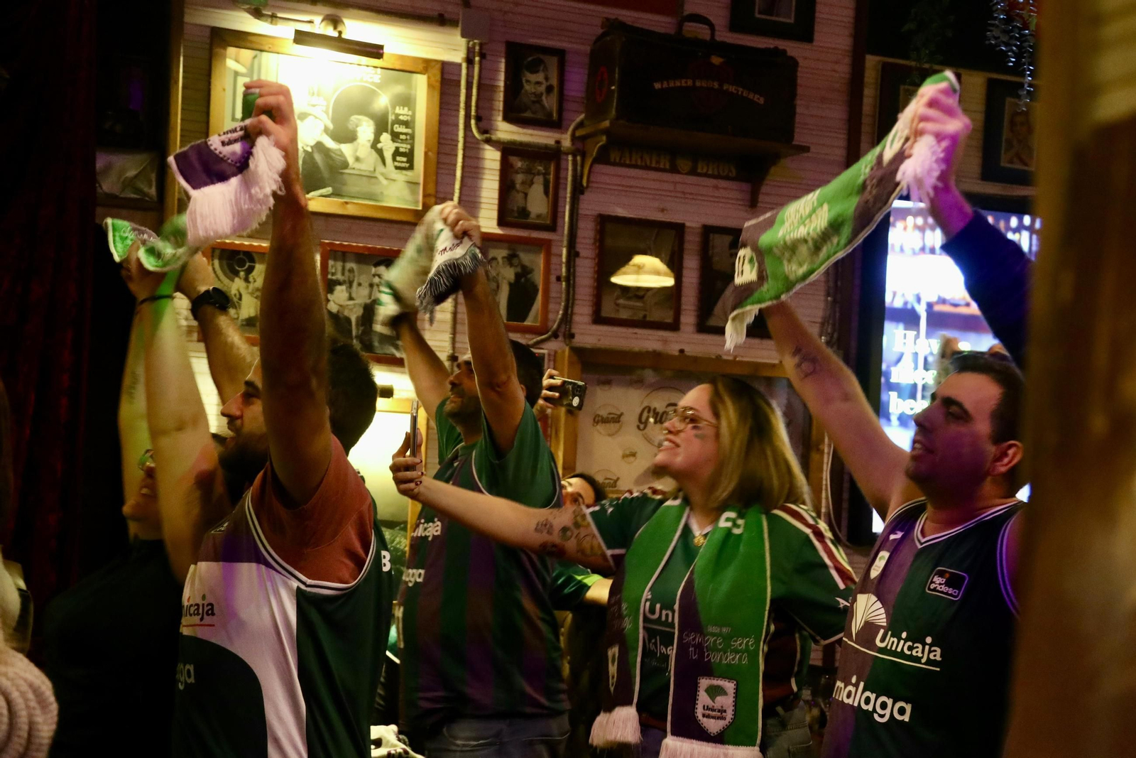 La fiesta de Le Grand Café con el Unicaja: "¡Campeones, campeones!"