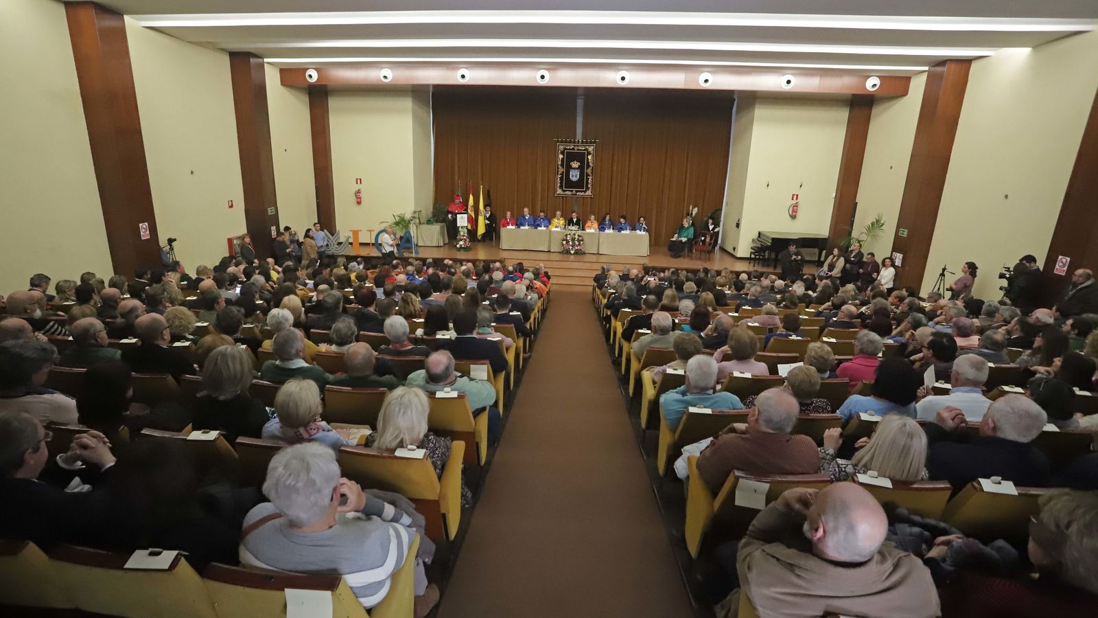 Investidura de Pepe Chamizo como Doctor Honoris Causa en imágenes