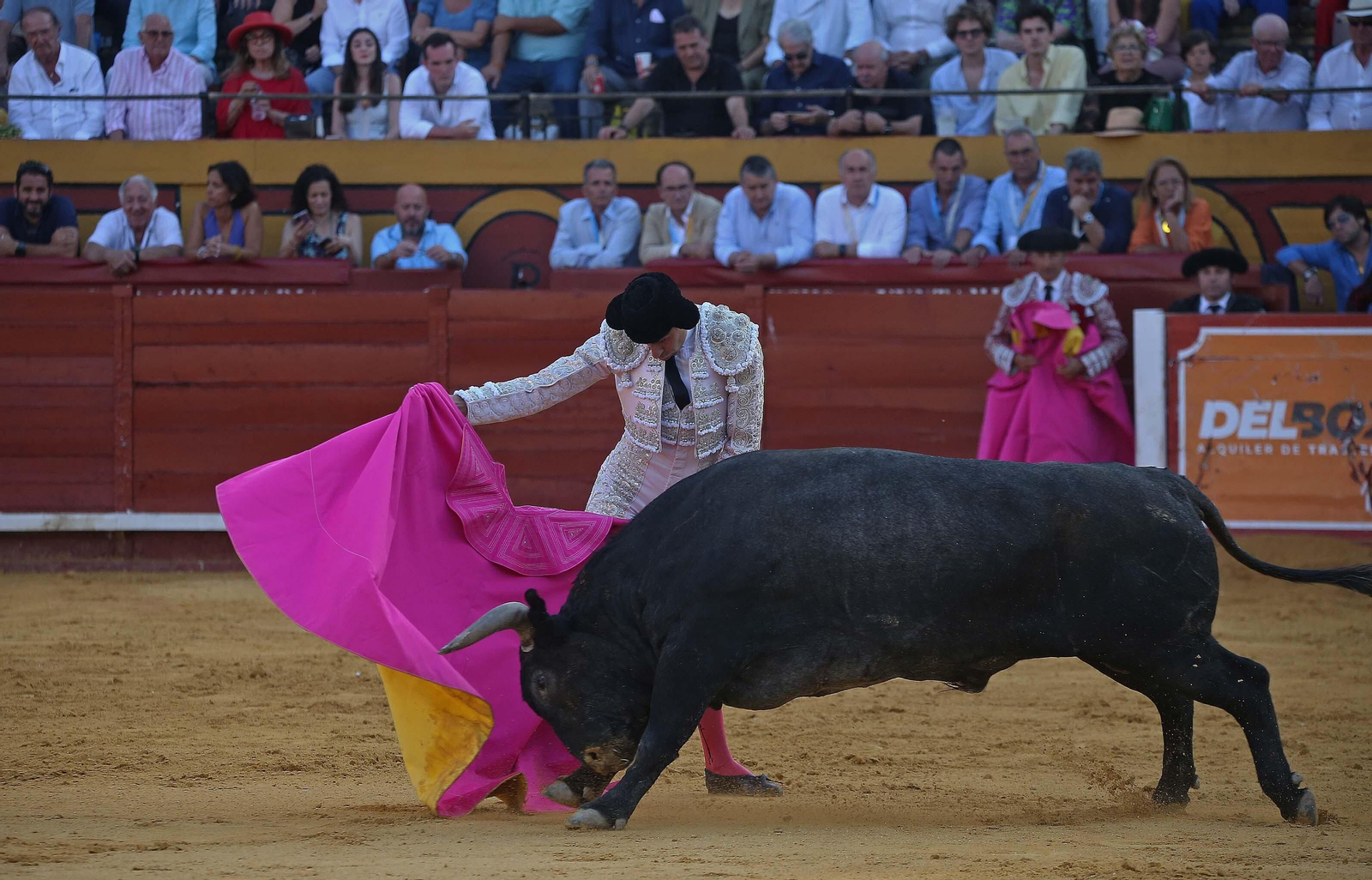 Fotos de la corrida del sábado de la Feria Taurina de Algeciras 2023: Antonio Ferrera, Manuel Escribano y Miguel Ángel Pacheco